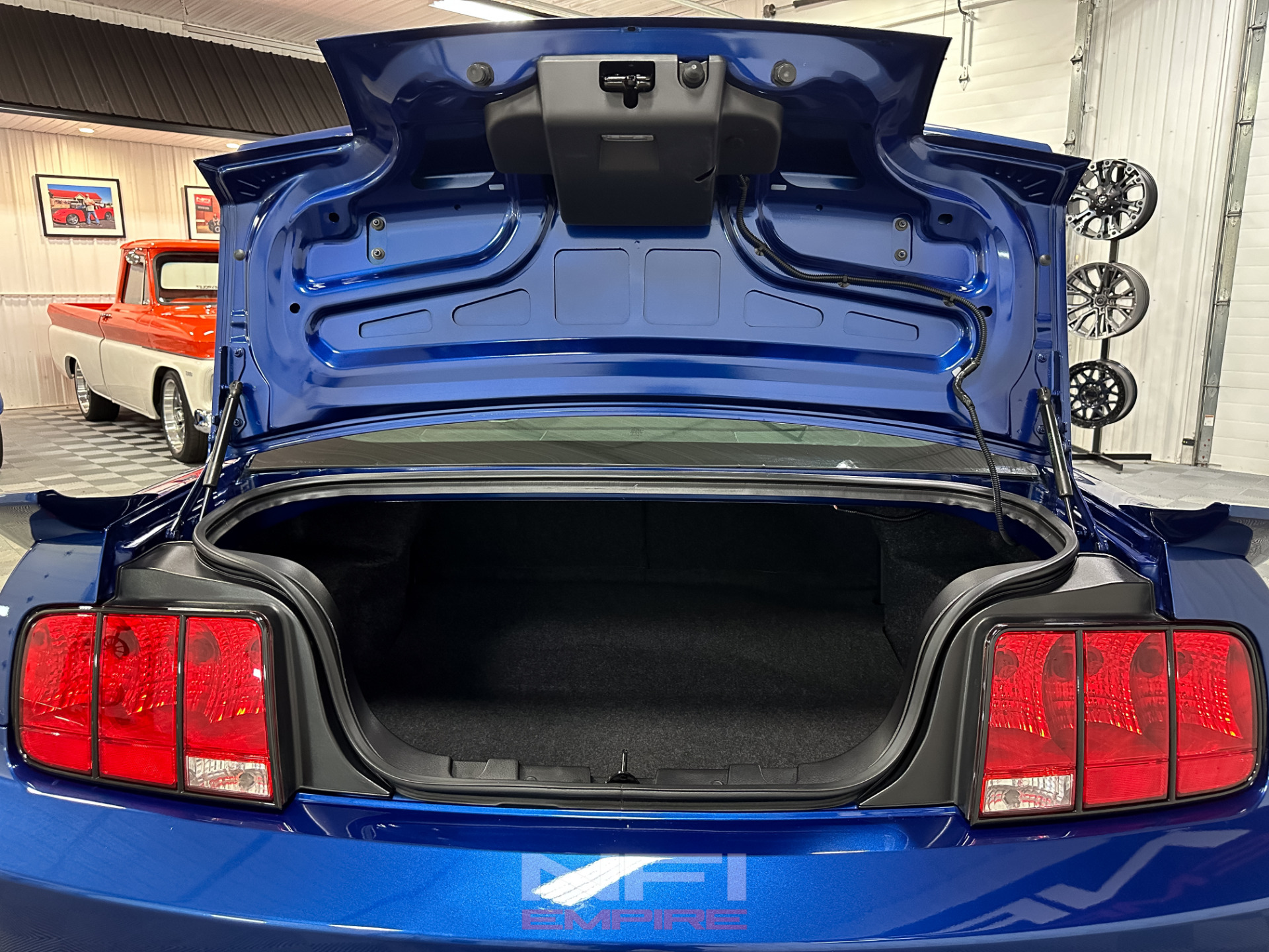 2006 Ford Mustang 44