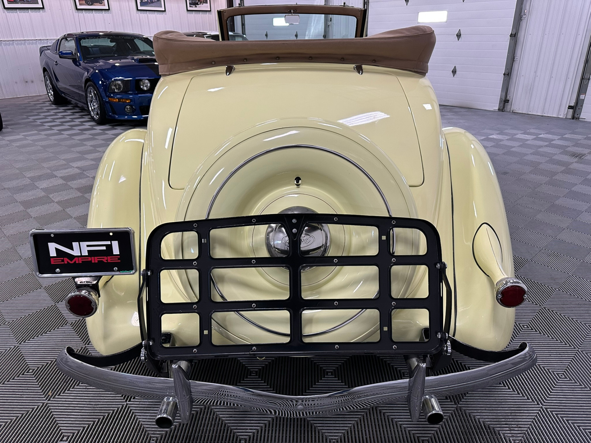 1936 Ford Model 68 10
