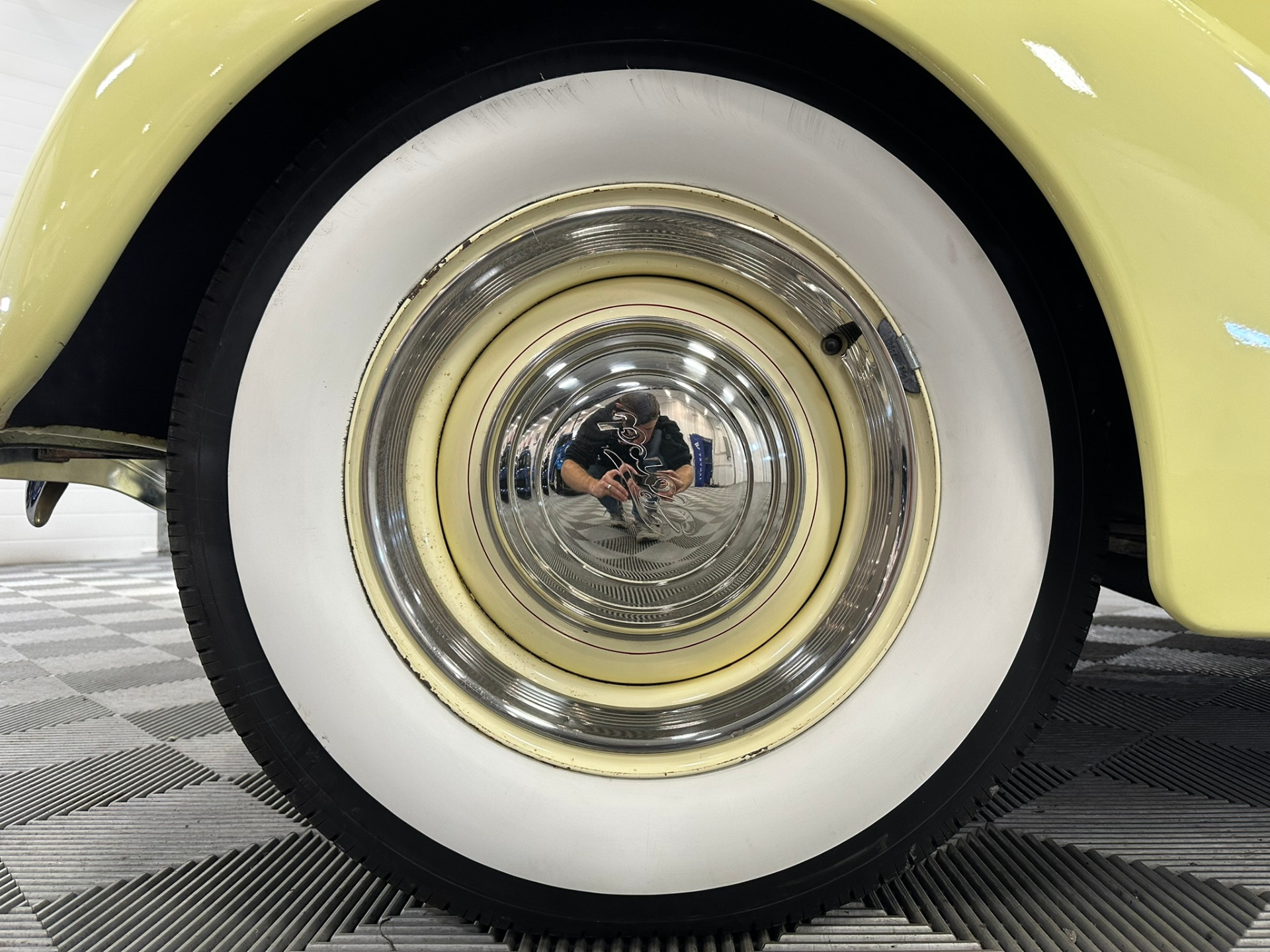 1936 Ford Model 68 13
