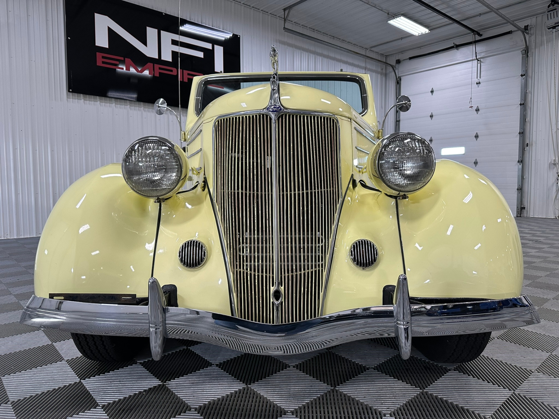 1936 Ford Model 68 15