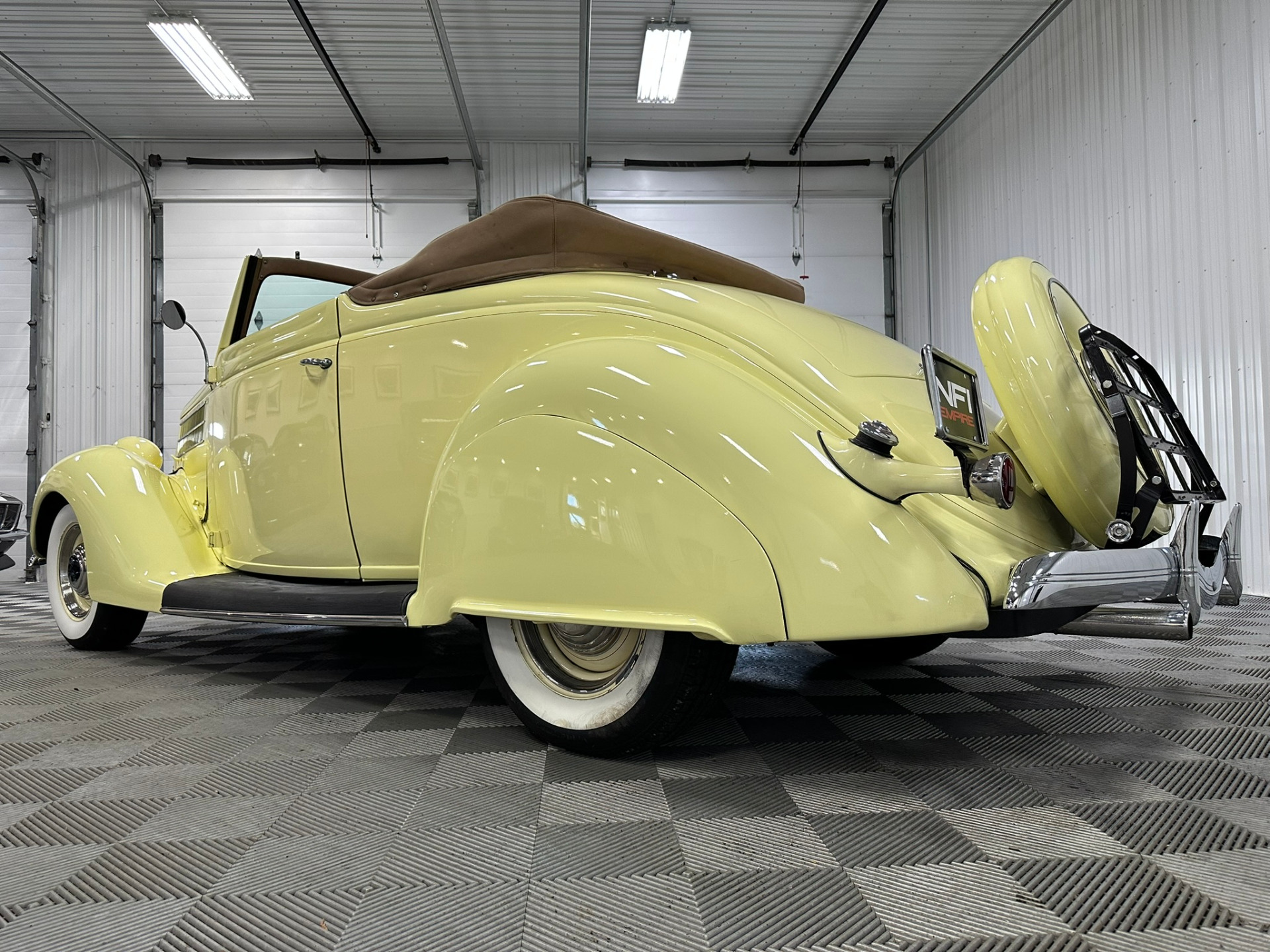 1936 Ford Model 68 22