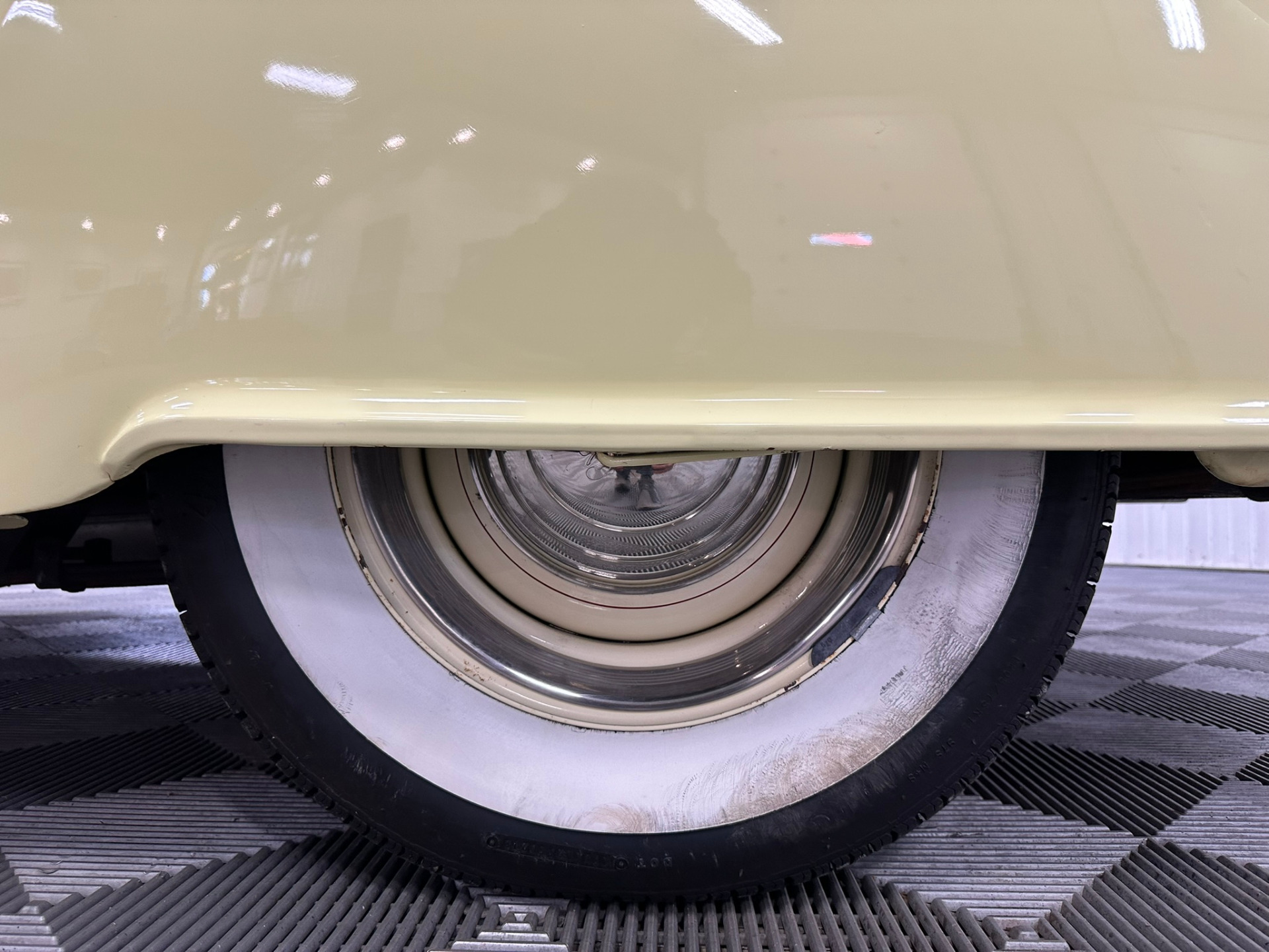 1936 Ford Model 68 23