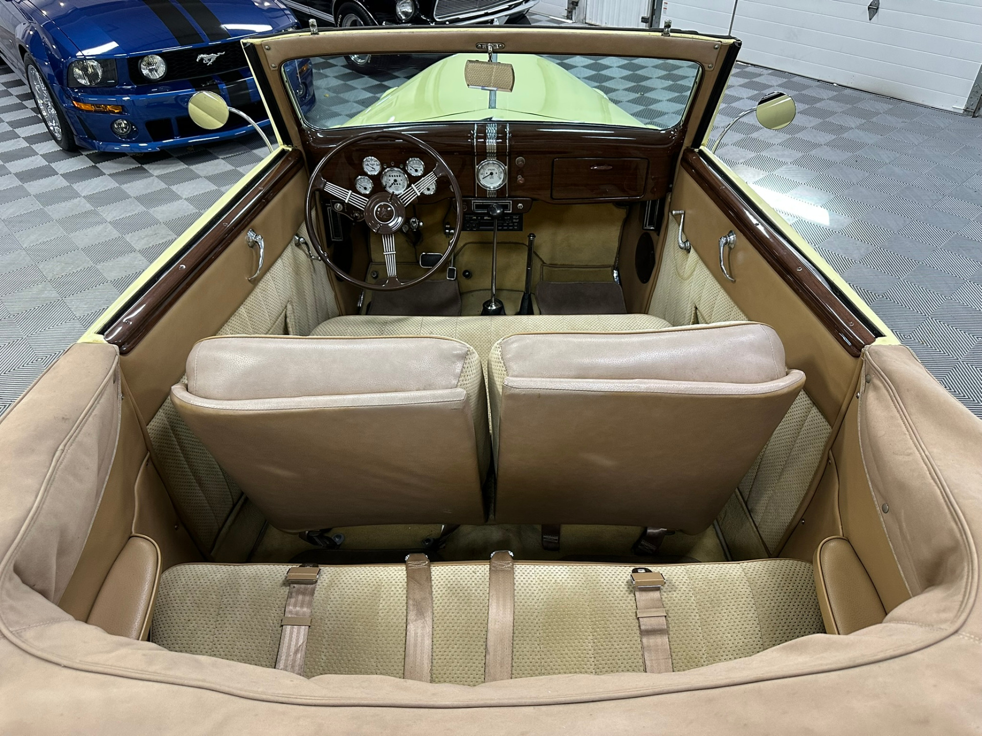 1936 Ford Model 68 24