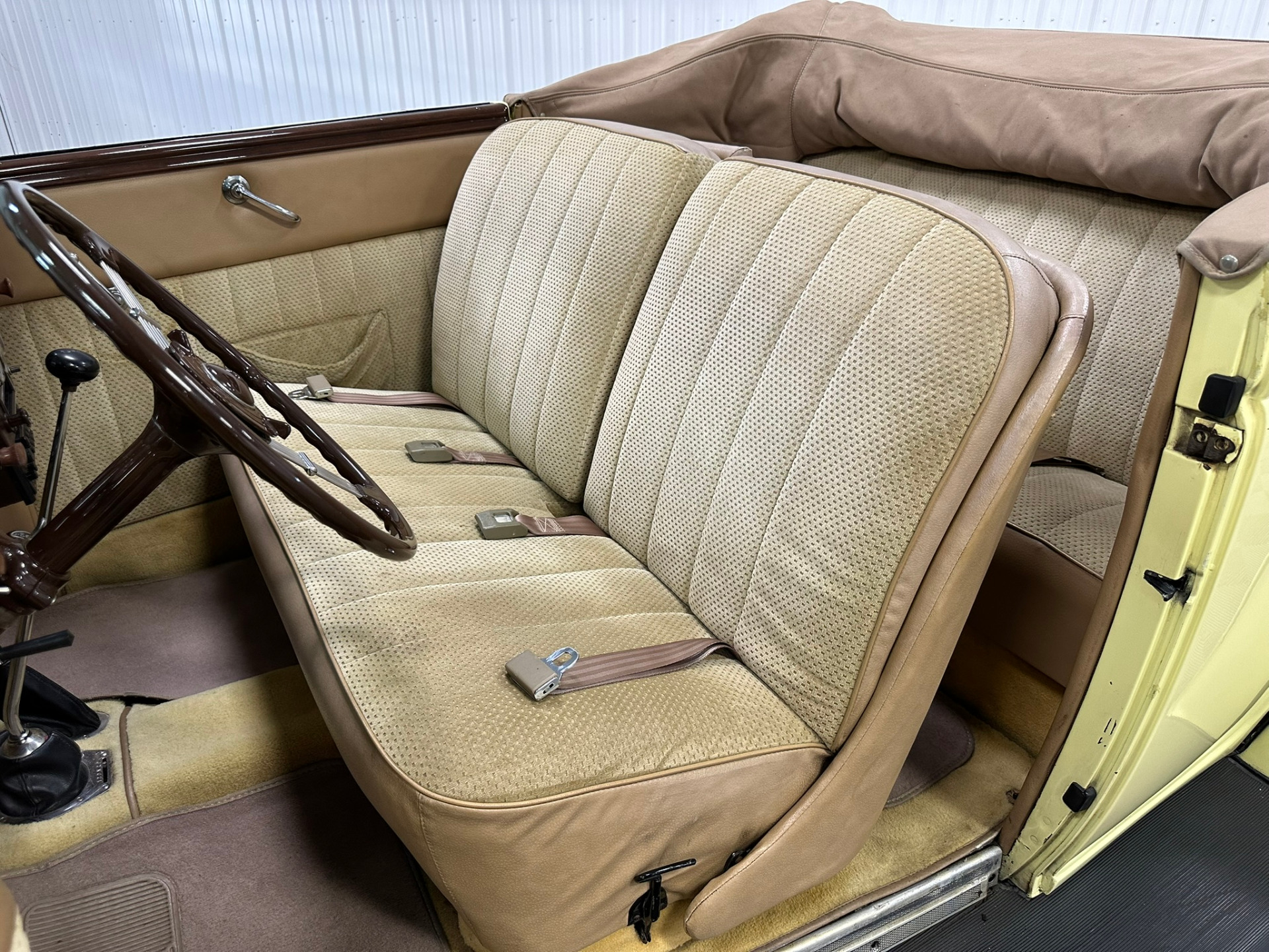 1936 Ford Model 68 26