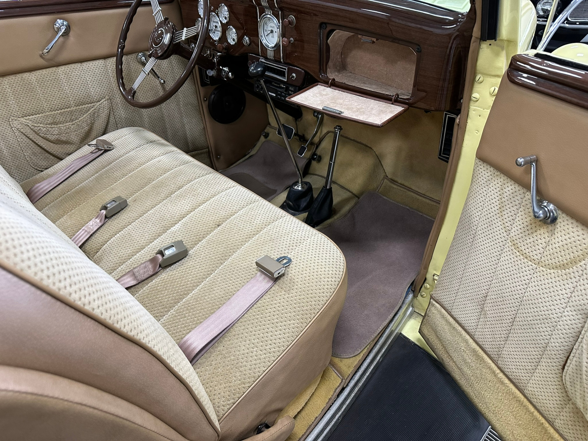 1936 Ford Model 68 38