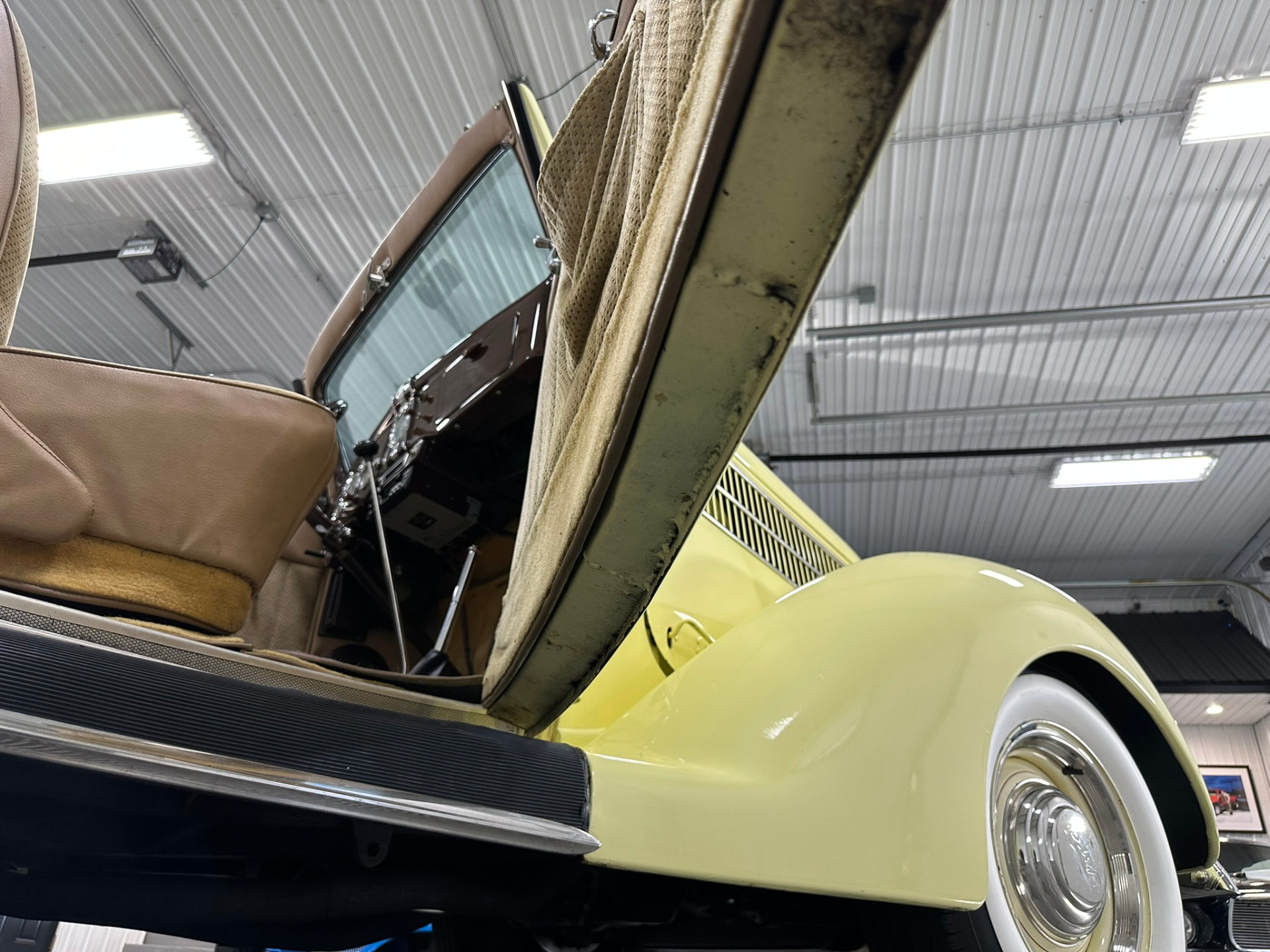1936 Ford Model 68 40