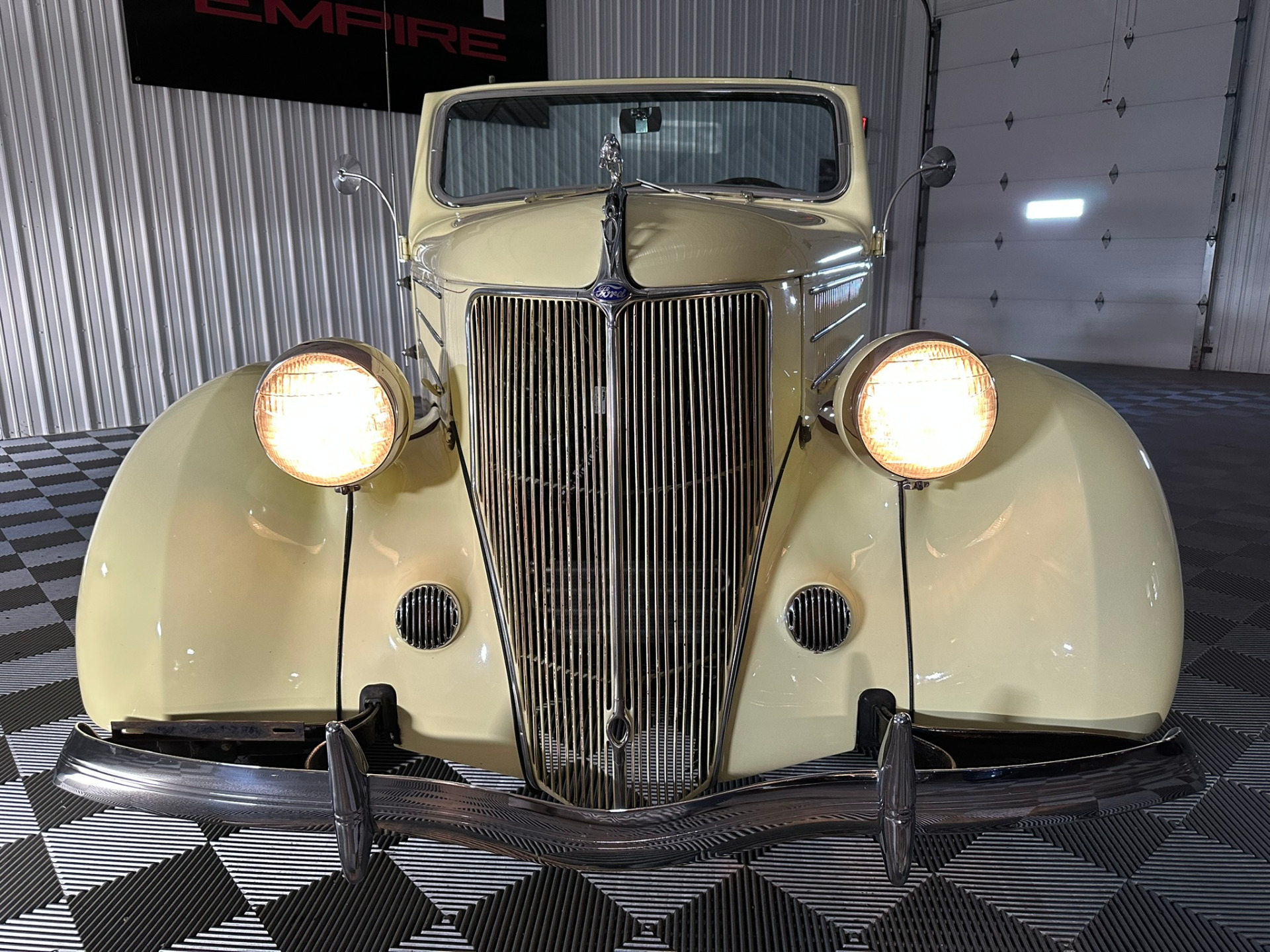 1936 Ford Model 68 44