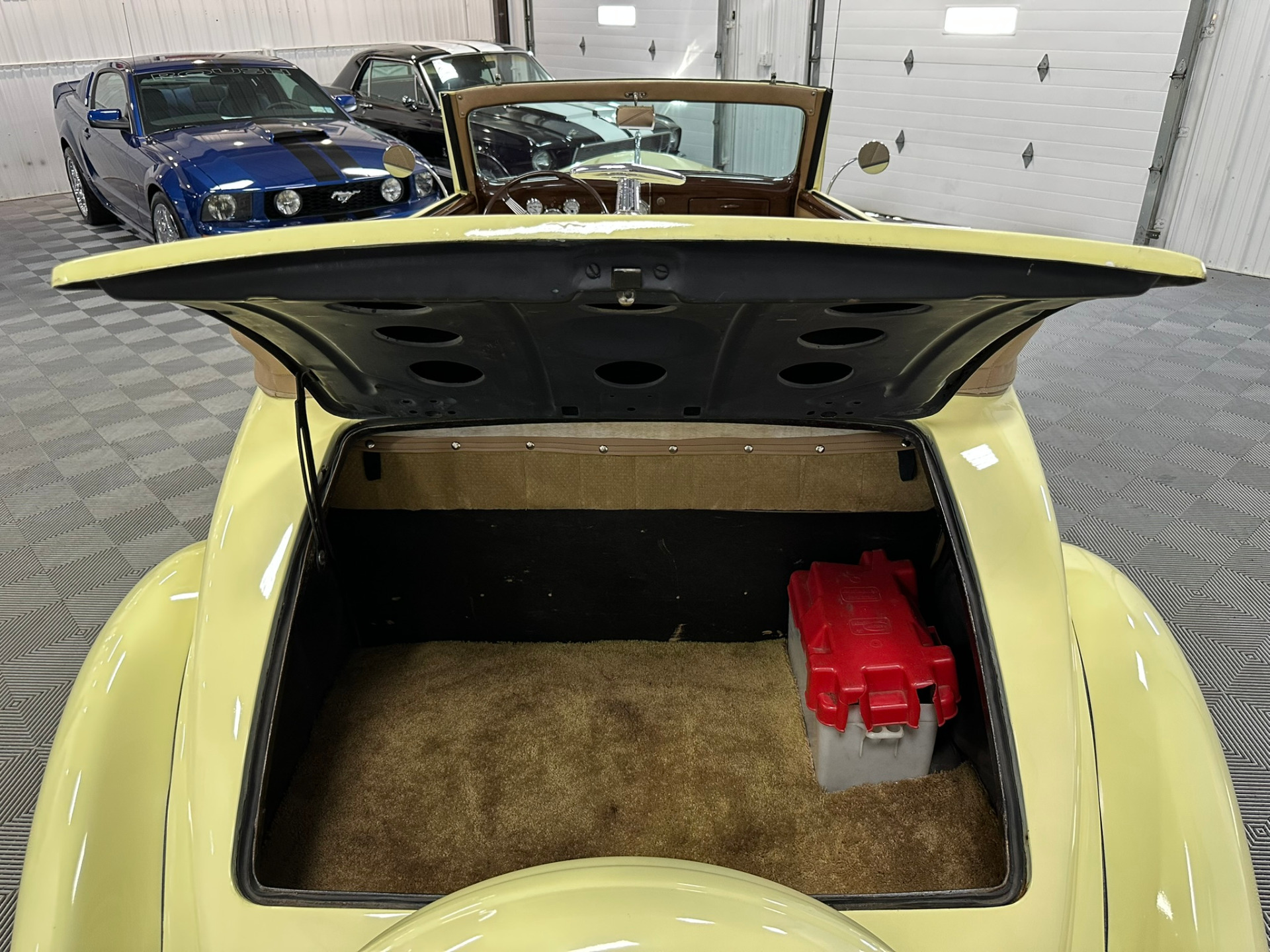 1936 Ford Model 68 45