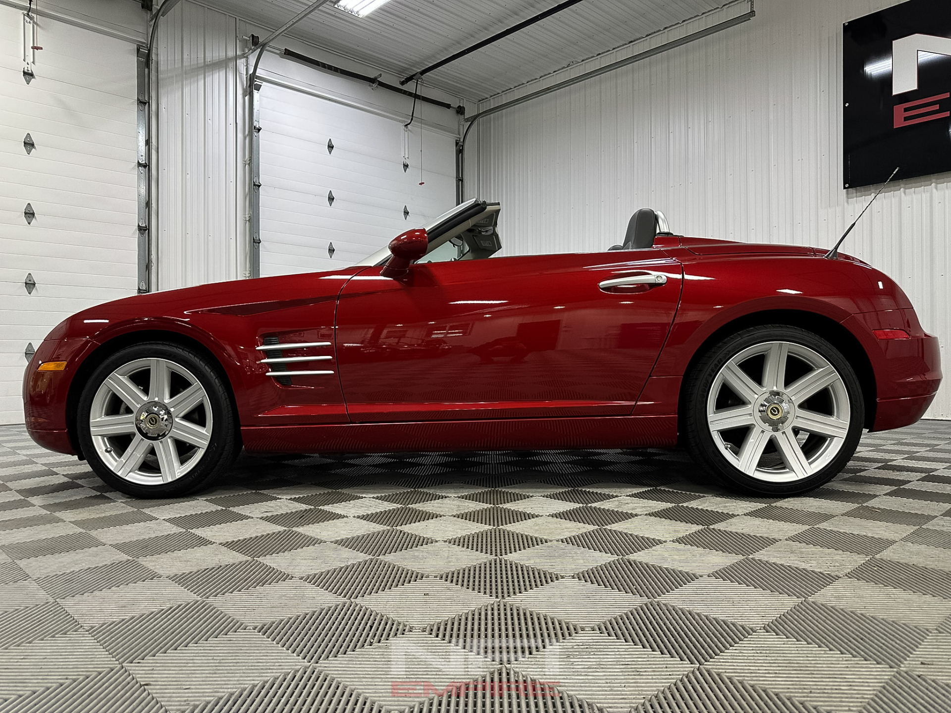 2005 Chrysler Crossfire 20