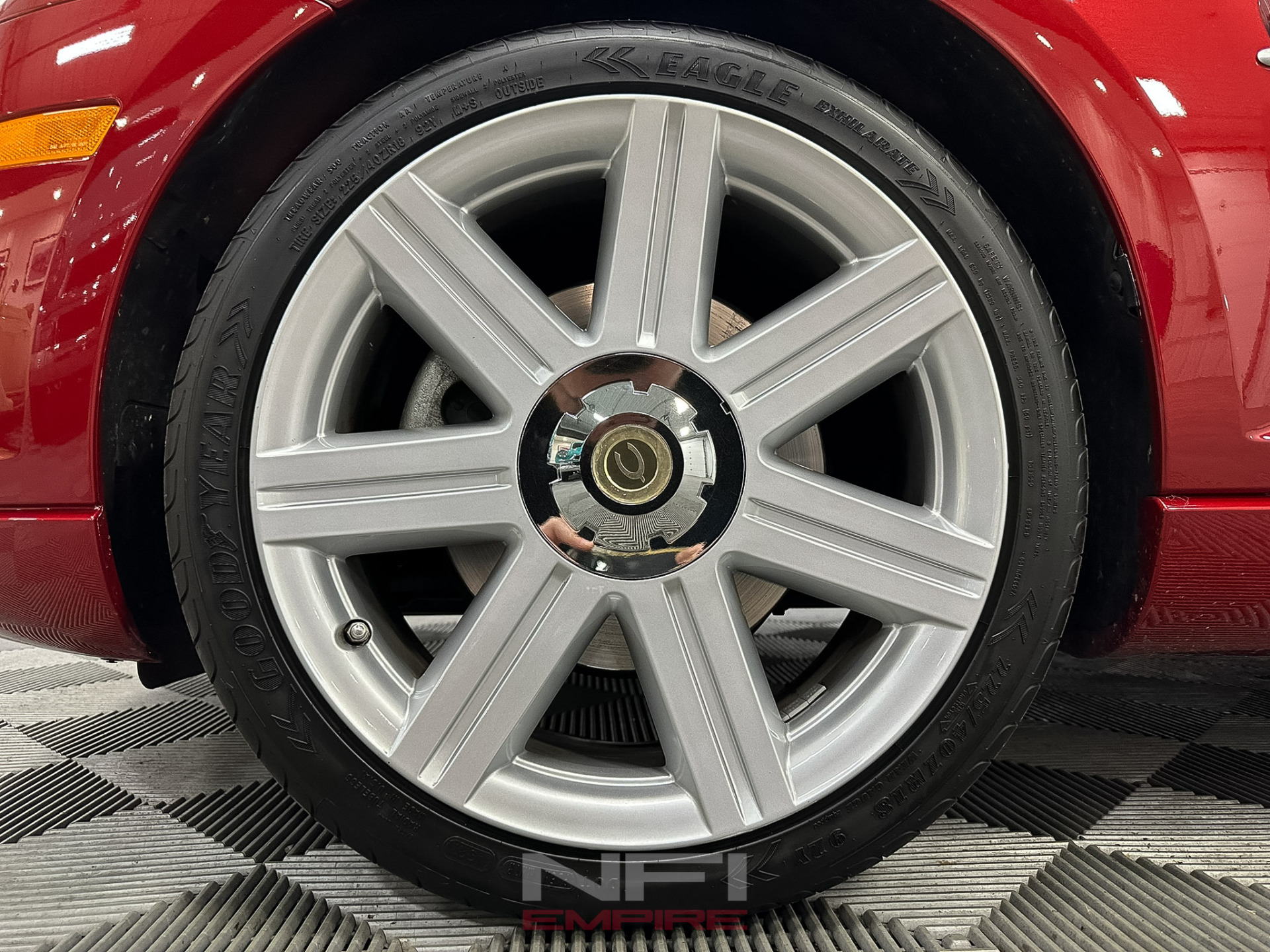 2005 Chrysler Crossfire 21