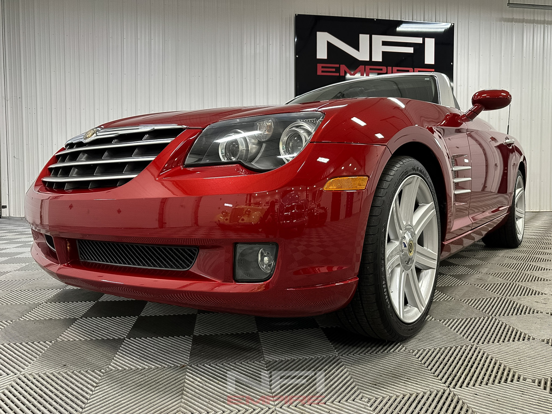 2005 Chrysler Crossfire 22