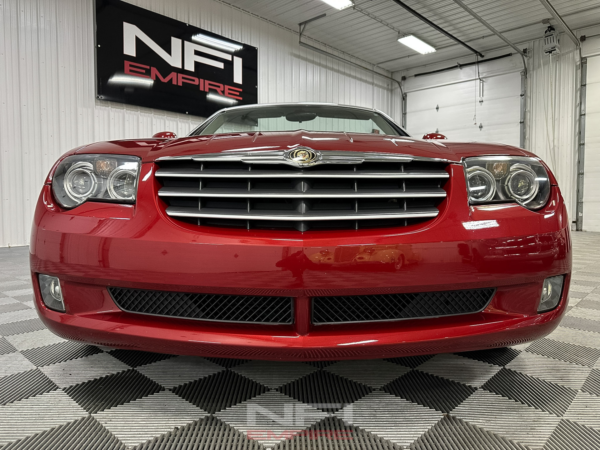 2005 Chrysler Crossfire 23