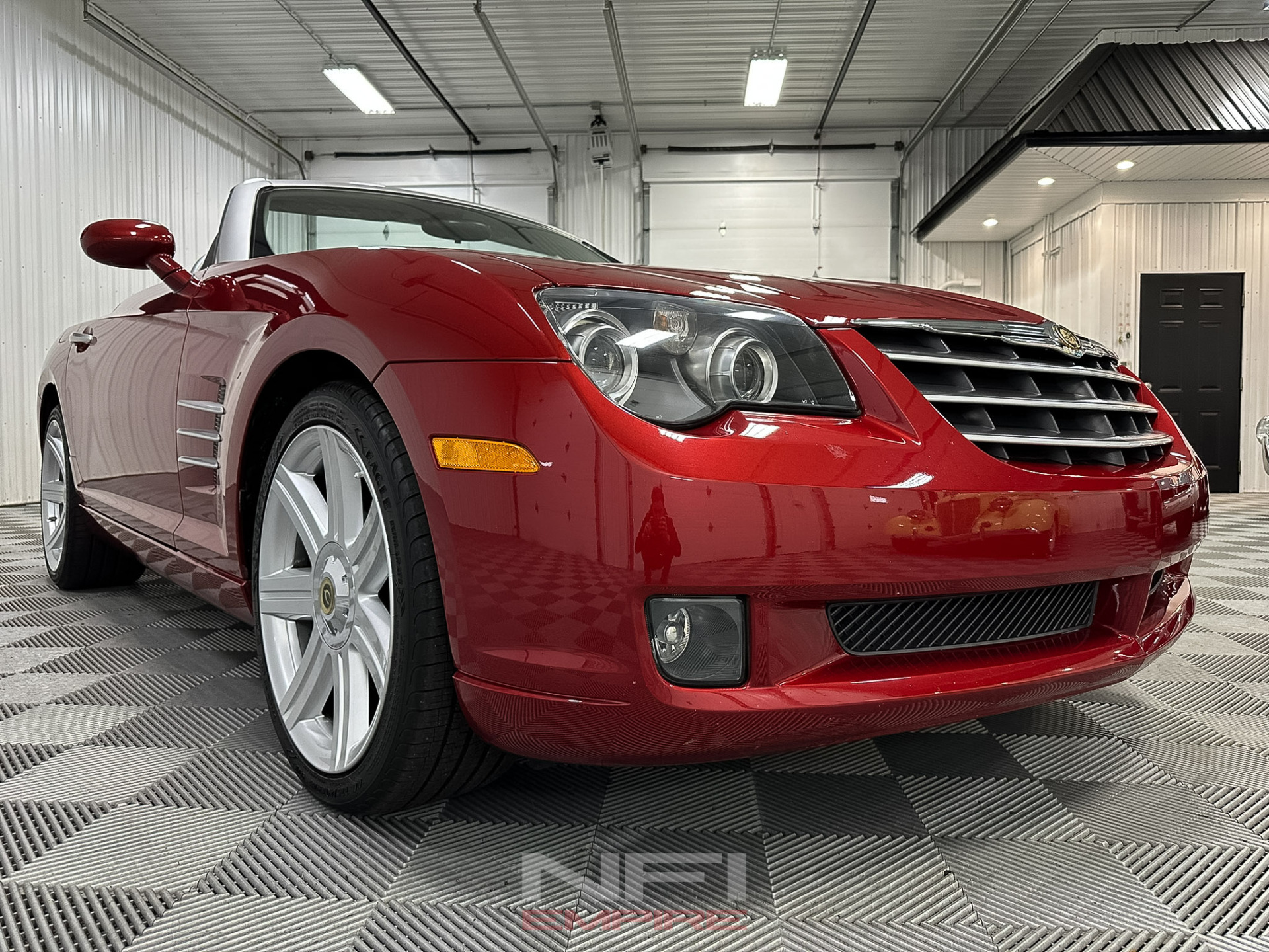 2005 Chrysler Crossfire 24