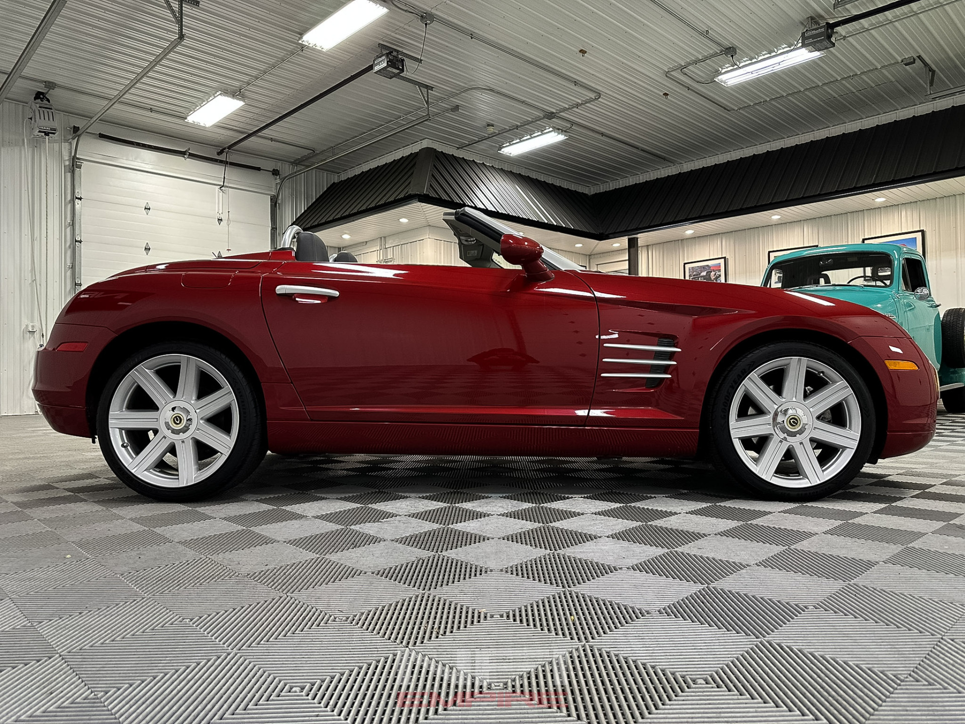 2005 Chrysler Crossfire 26
