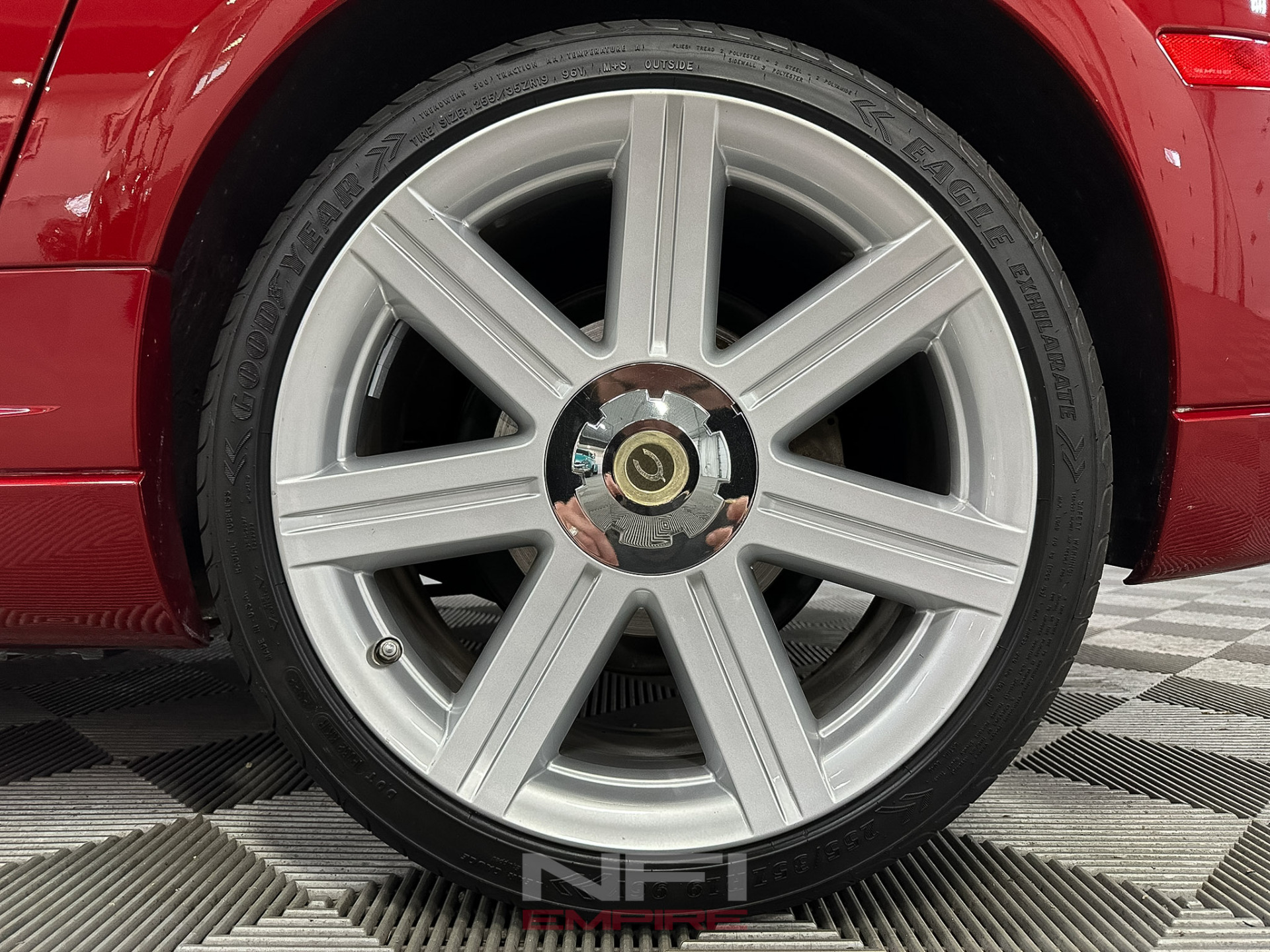 2005 Chrysler Crossfire 31