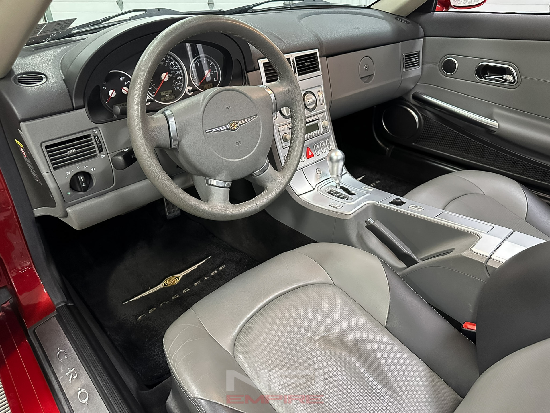 2005 Chrysler Crossfire 34