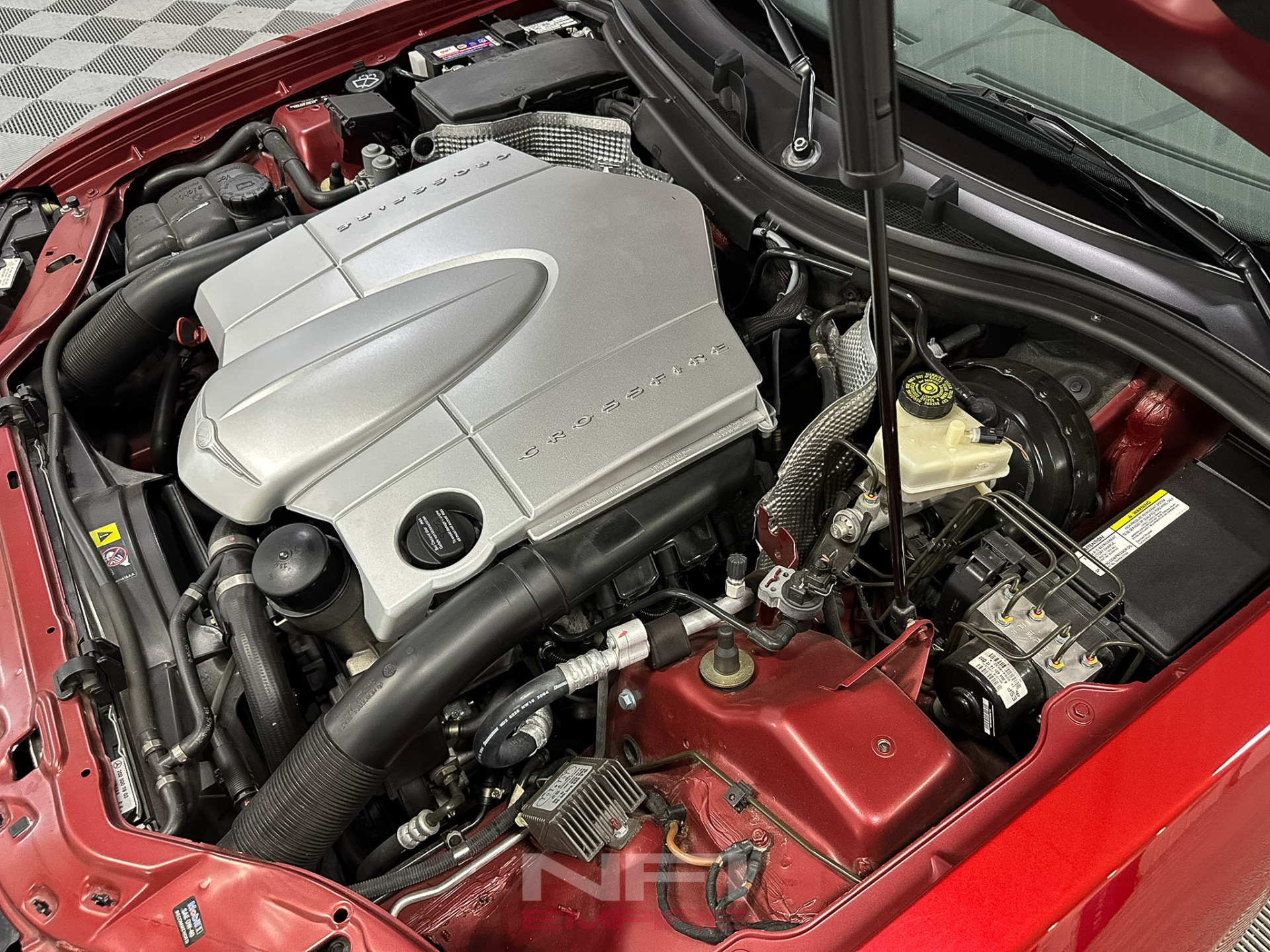 2005 Chrysler Crossfire 50