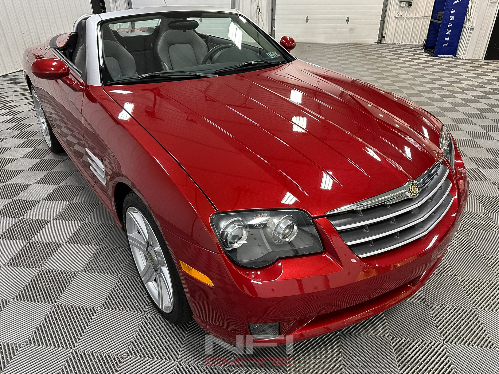 2005 Chrysler Crossfire 9
