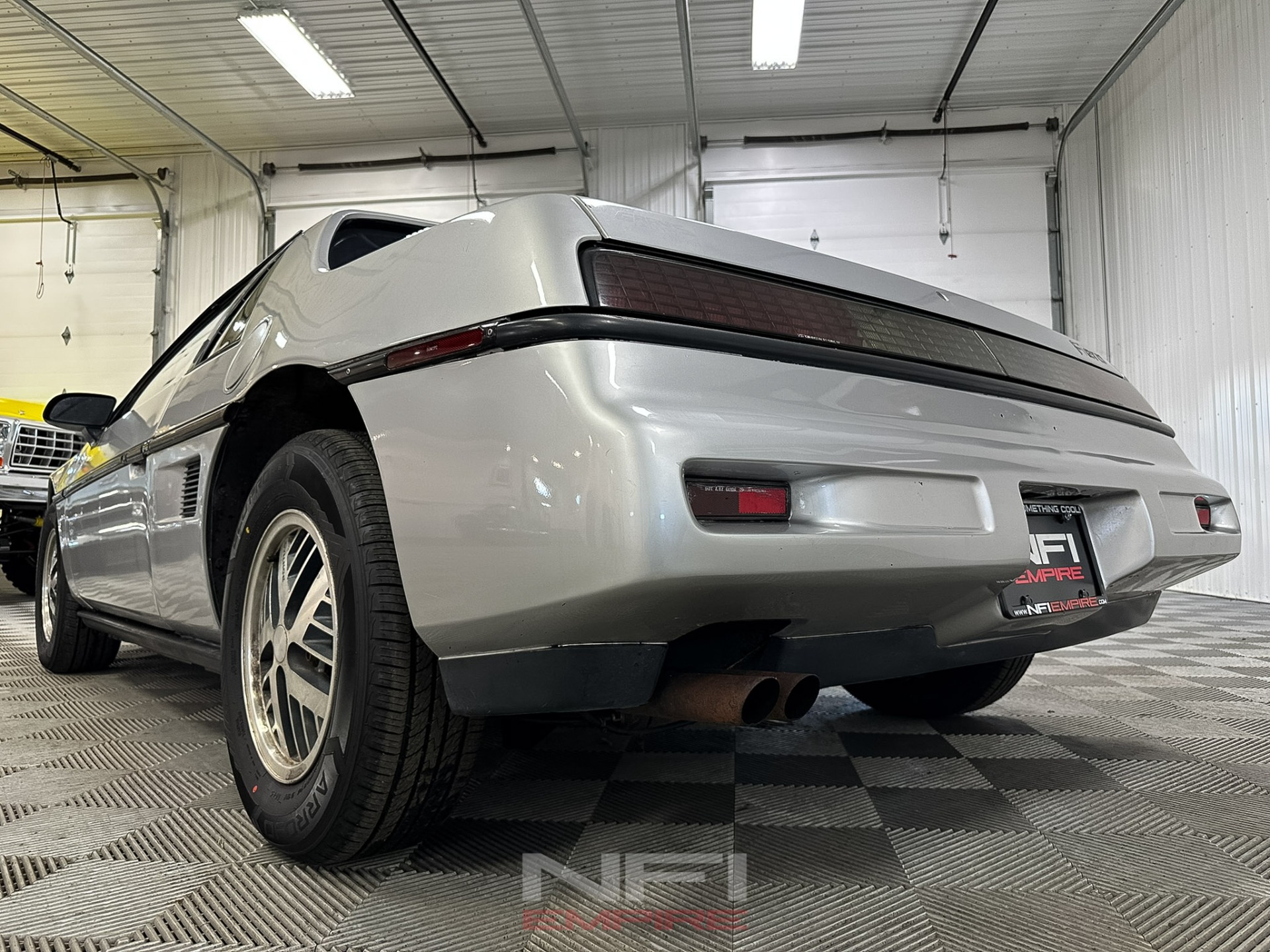 1987 Pontiac Fiero 21
