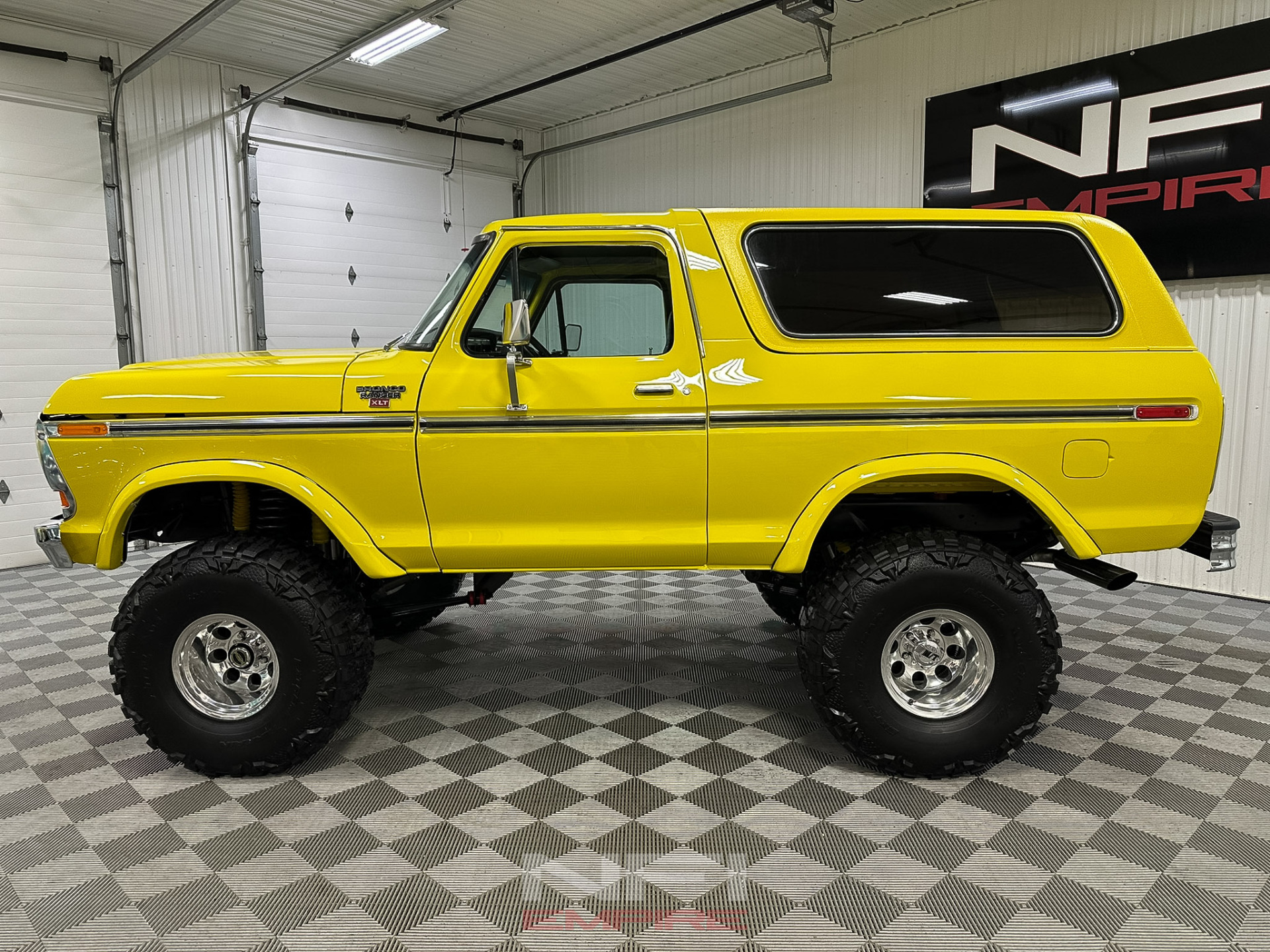1979 Ford Bronco 2