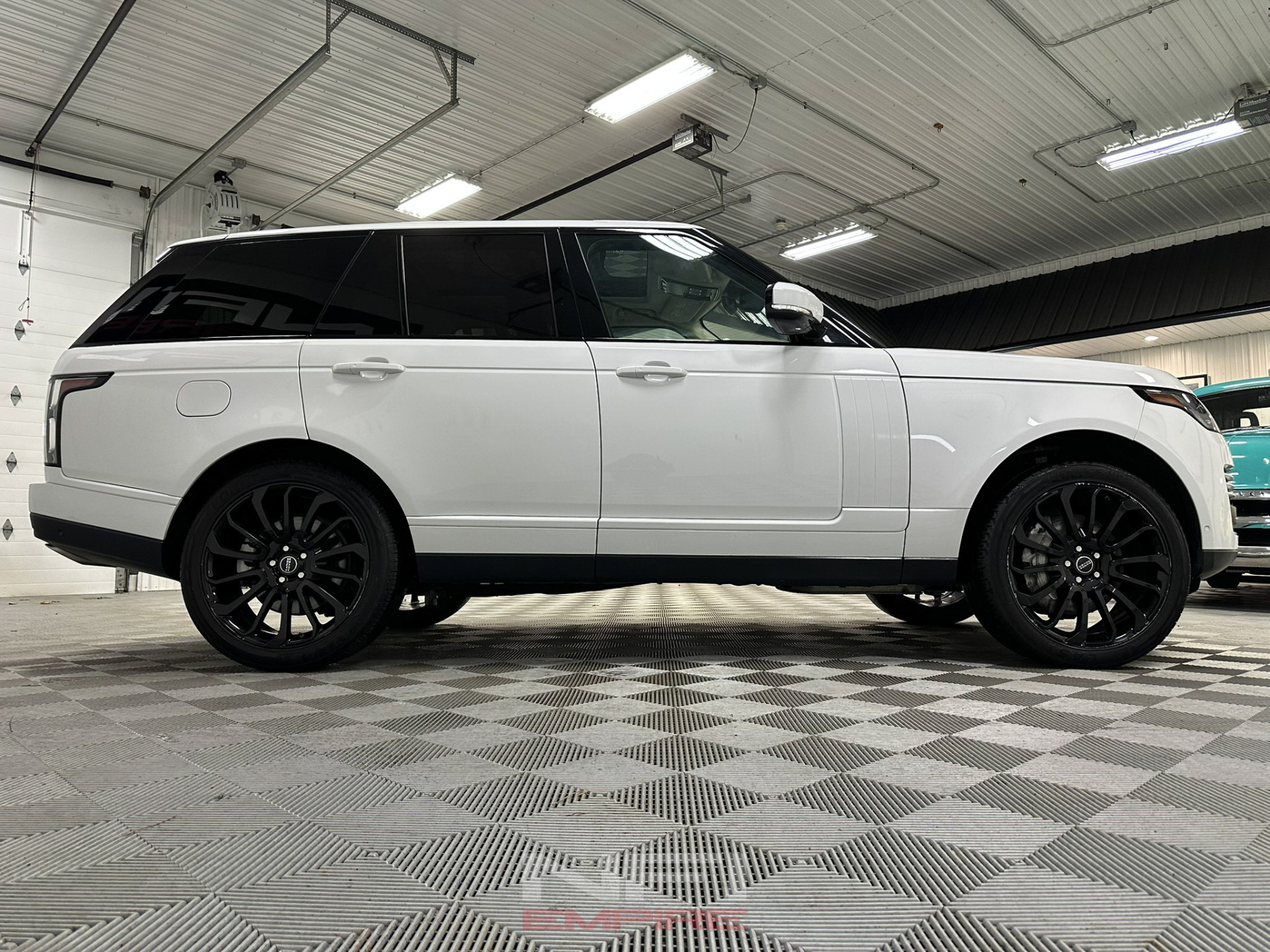 2018 Land Rover Range Rover 17