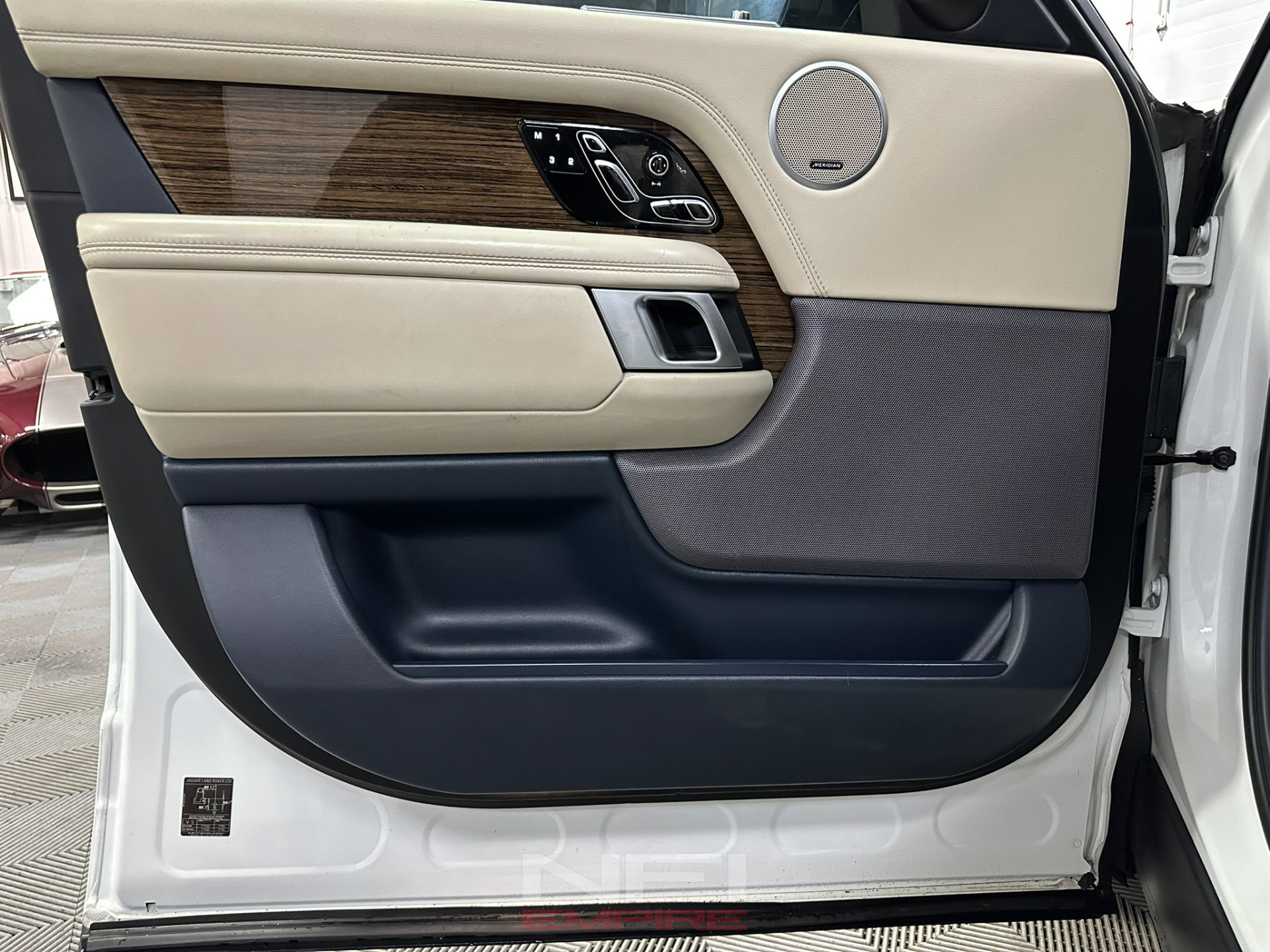 2018 Land Rover Range Rover 33