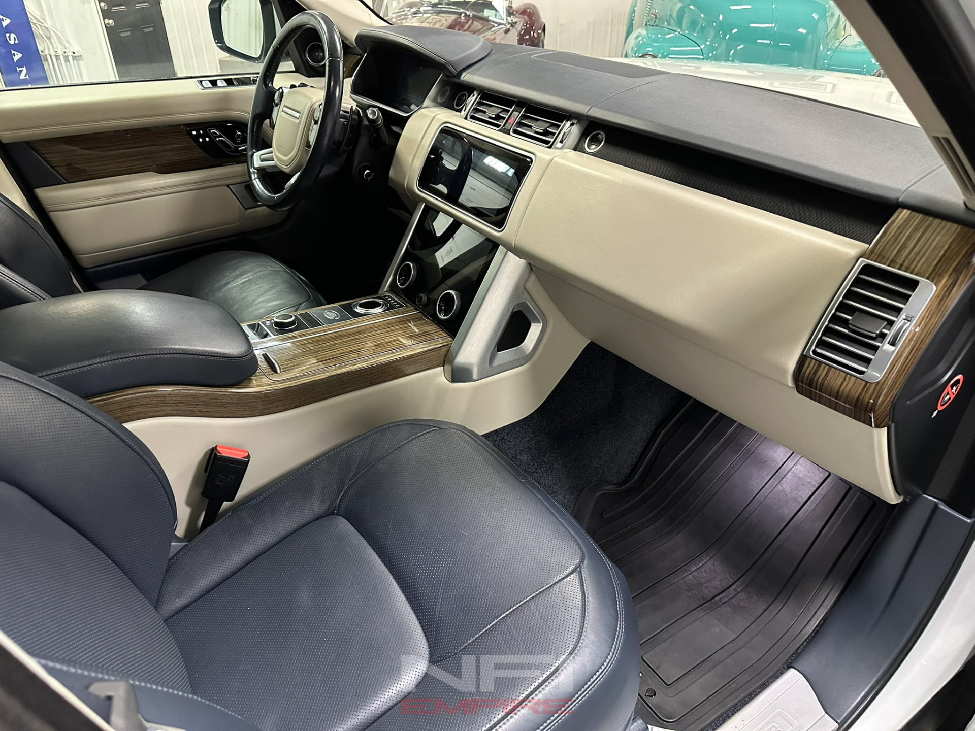2018 Land Rover Range Rover 37