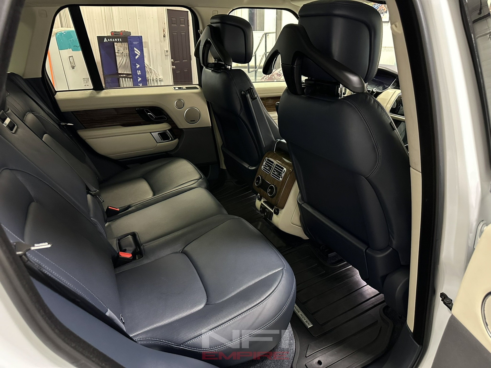 2018 Land Rover Range Rover 41
