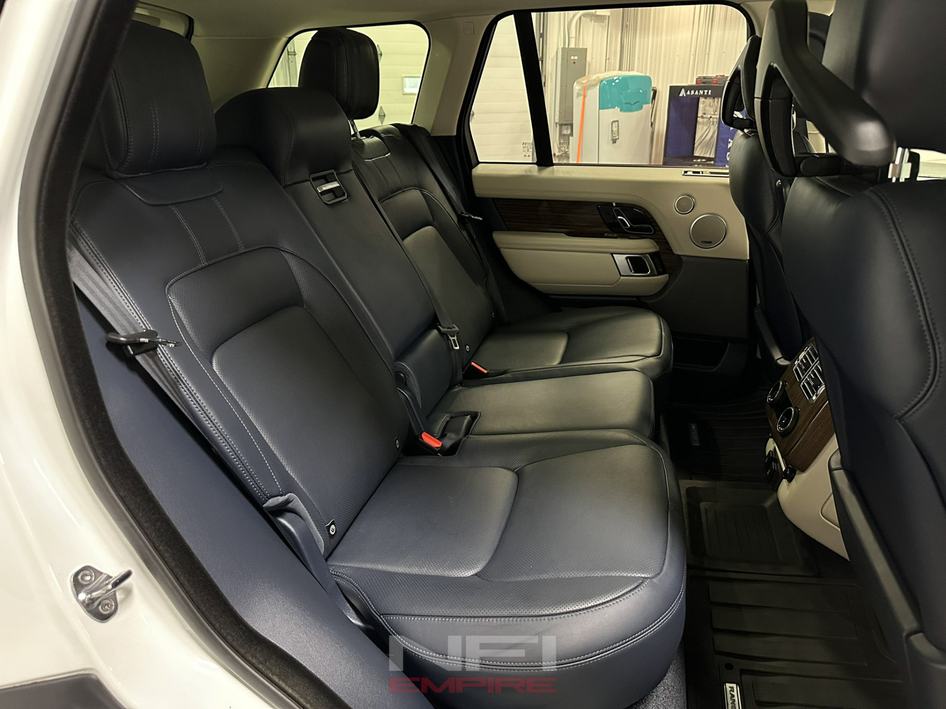 2018 Land Rover Range Rover 42