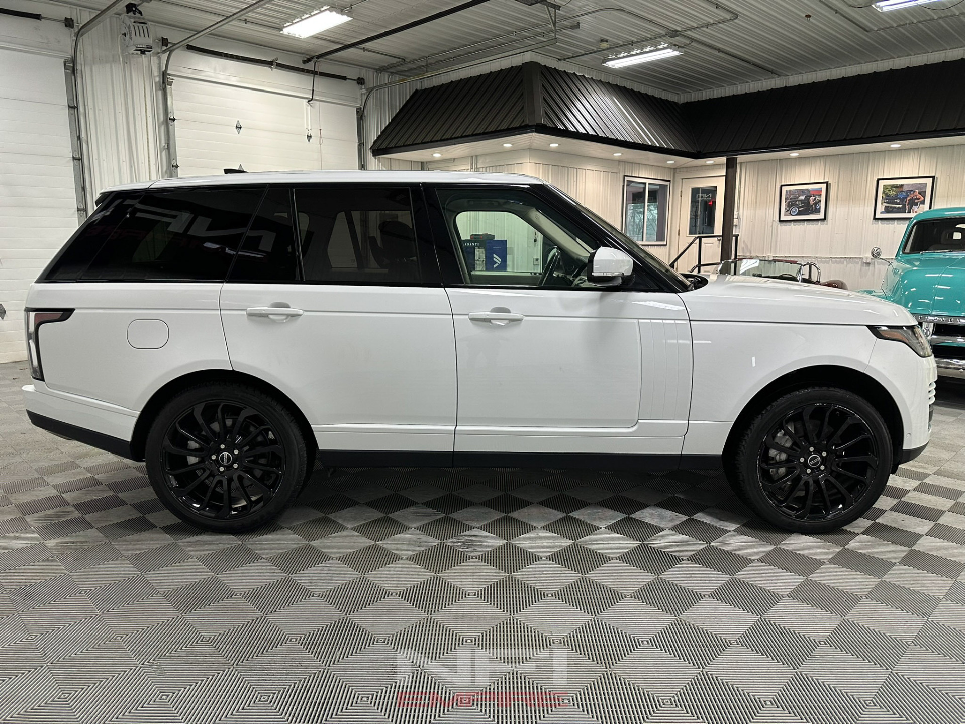 2018 Land Rover Range Rover 7