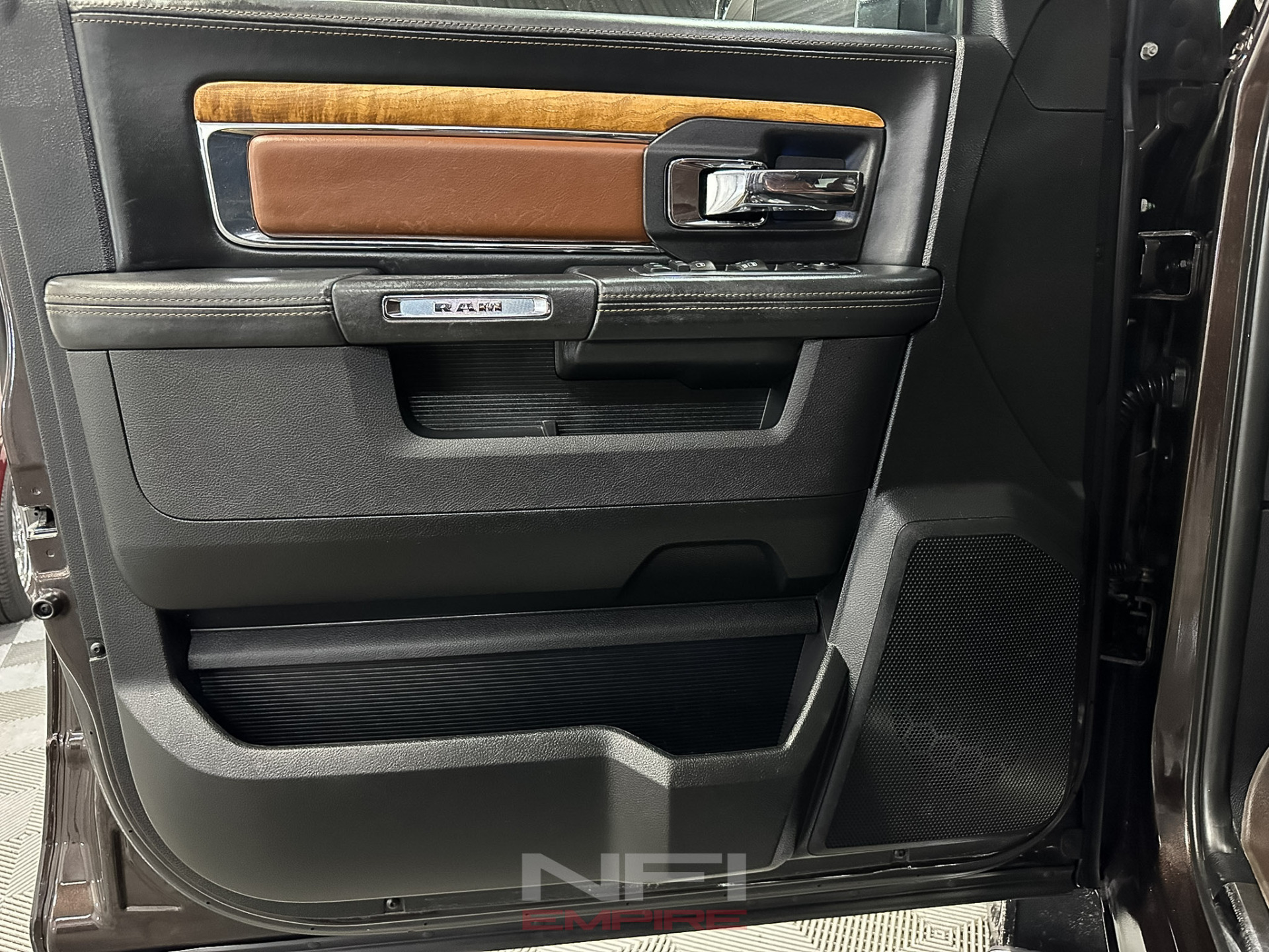 2016 Ram 2500 Crew Cab 37