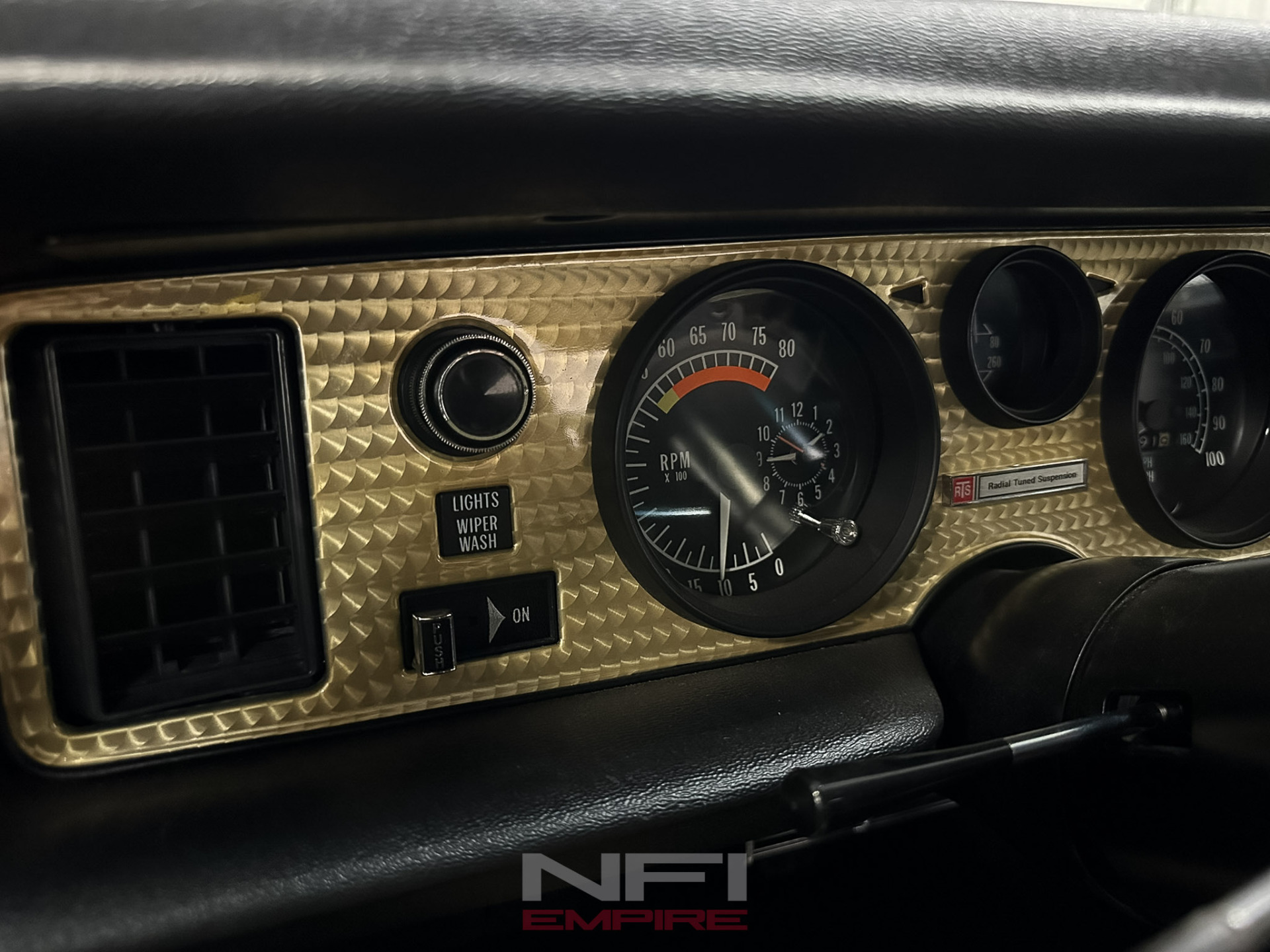 1976 Pontiac Firebird 27