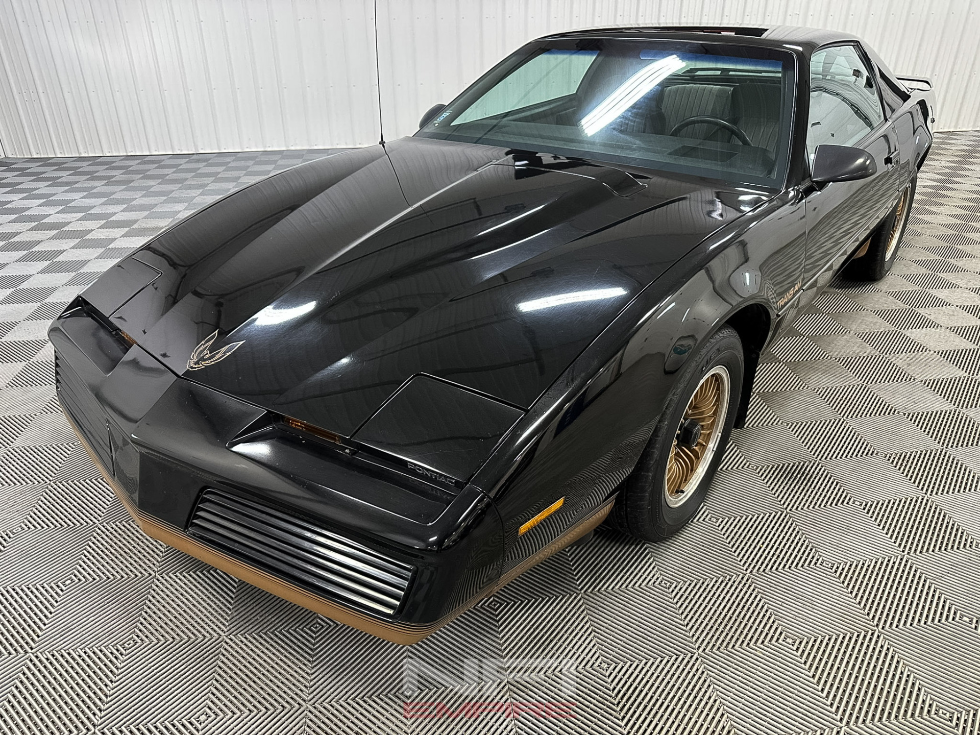 1983 Pontiac Firebird 3
