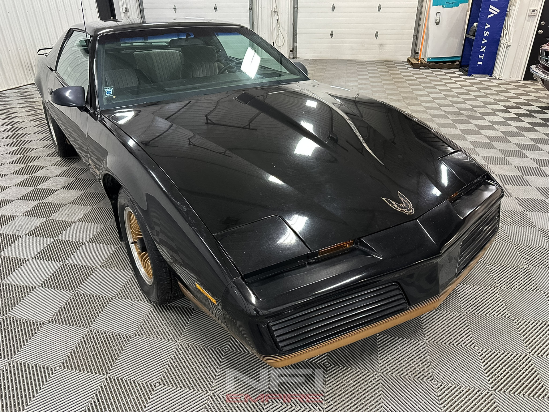 1983 Pontiac Firebird 5
