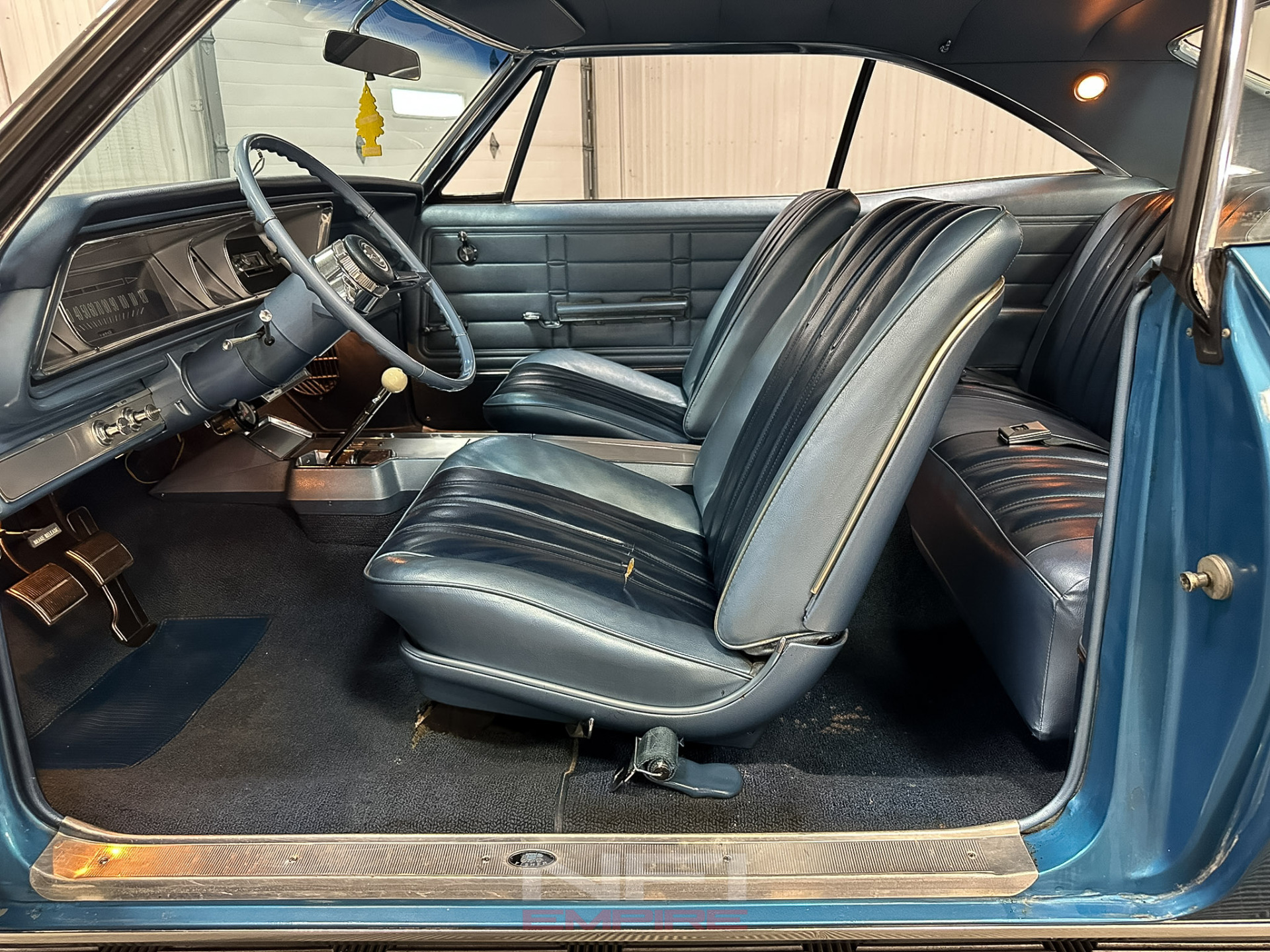 1966 Chevrolet Impala 33