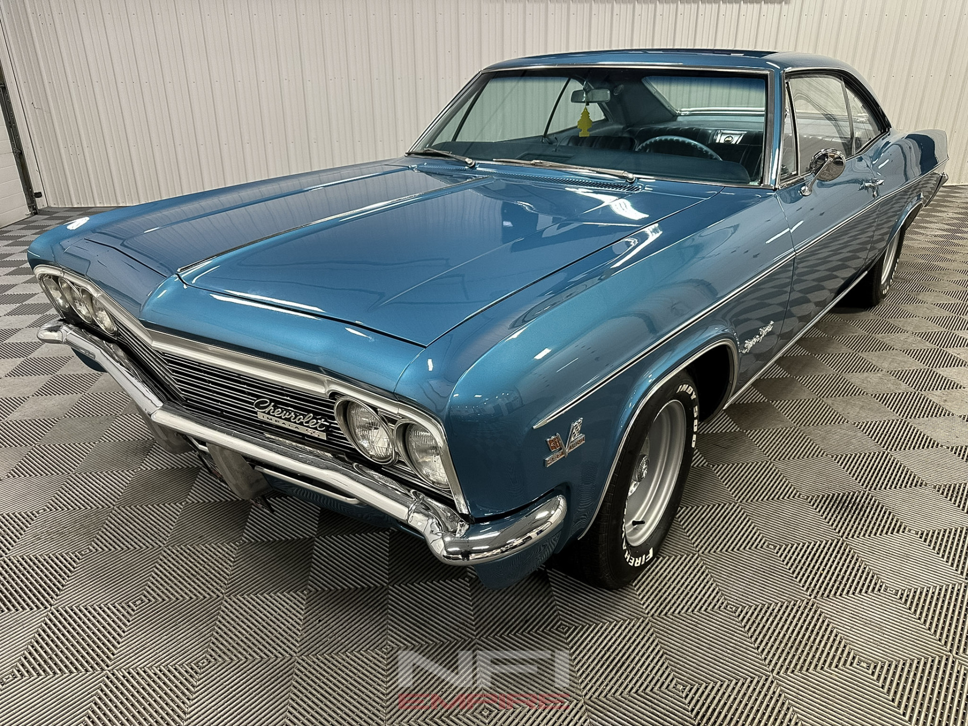 1966 Chevrolet Impala 3