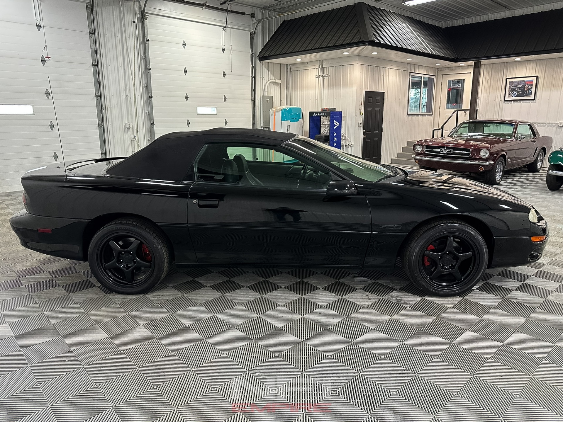 2002 Chevrolet Camaro 13