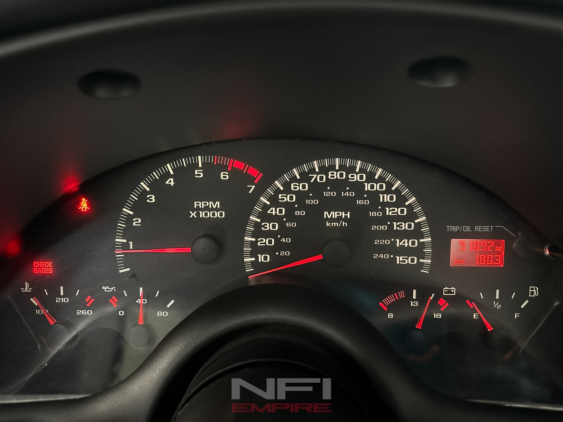 2002 Chevrolet Camaro 35