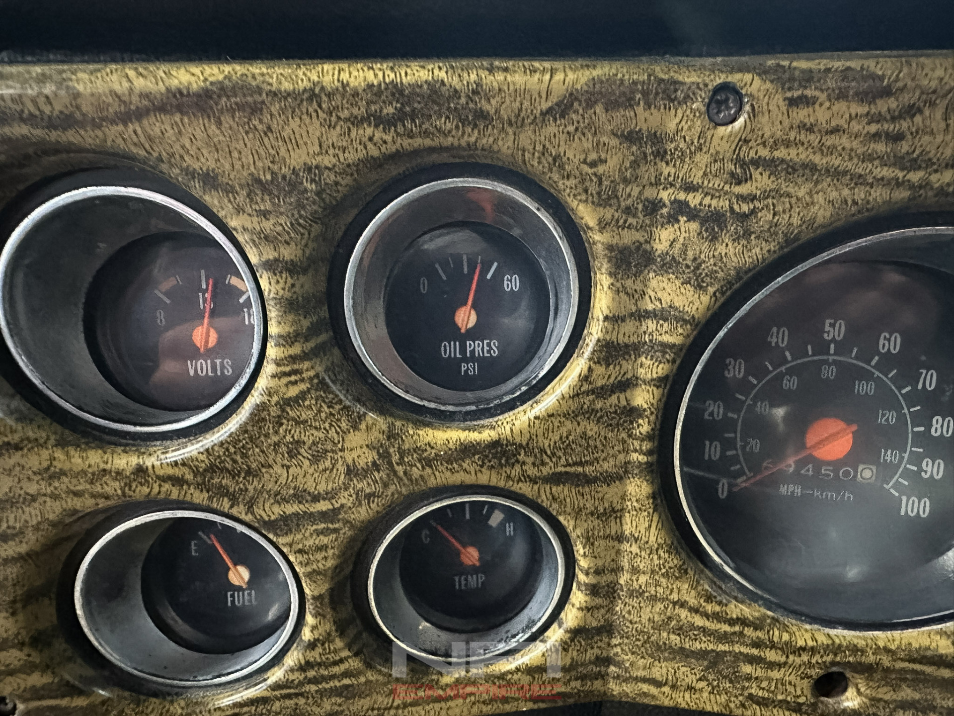 1977 GMC Sierra 29