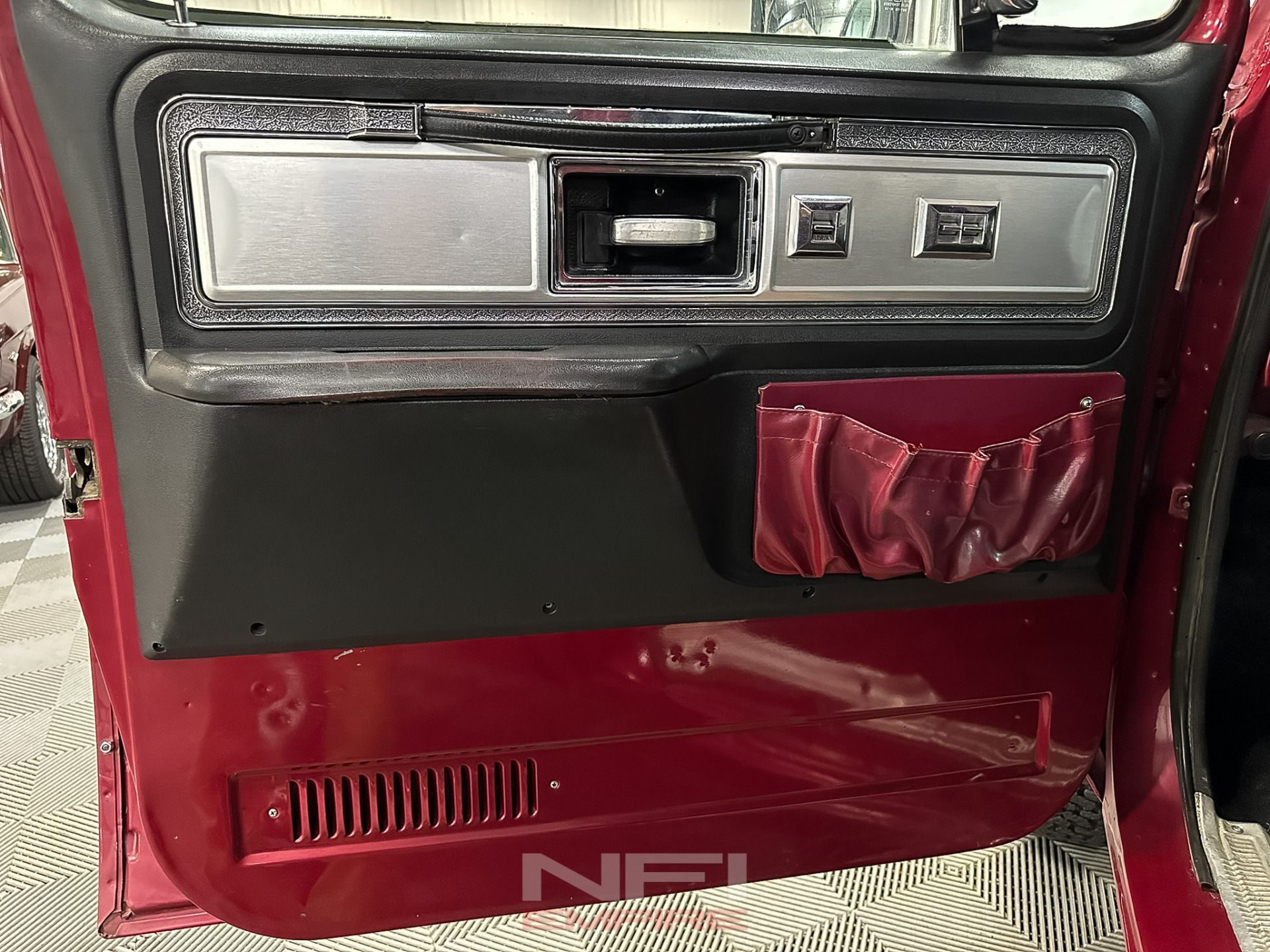 1977 GMC Sierra 37