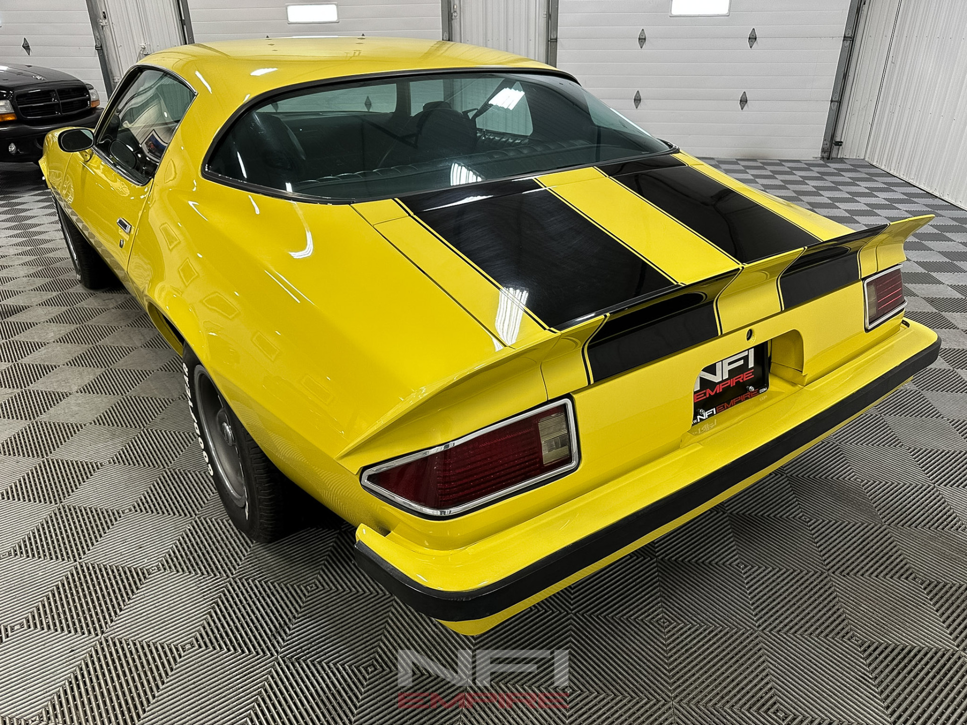 1977 Chevrolet Camaro 10