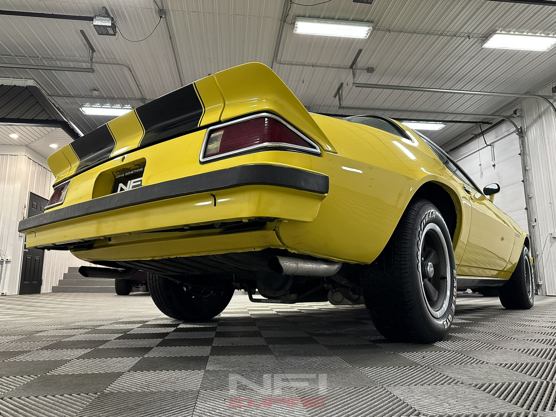 1977 Chevrolet Camaro 19