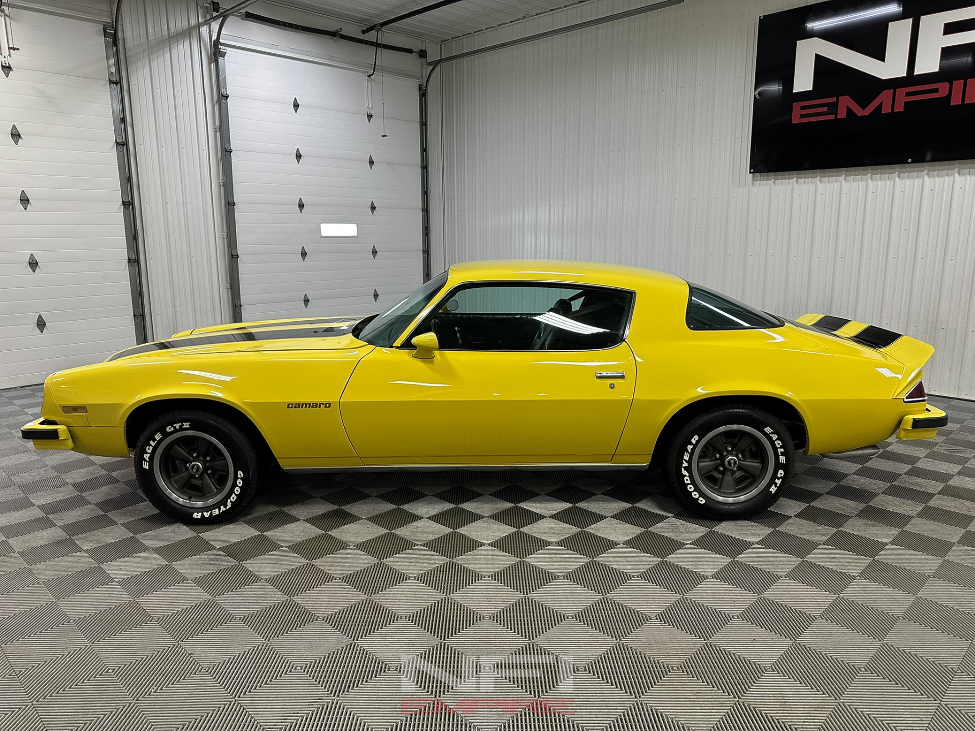1977 Chevrolet Camaro 2