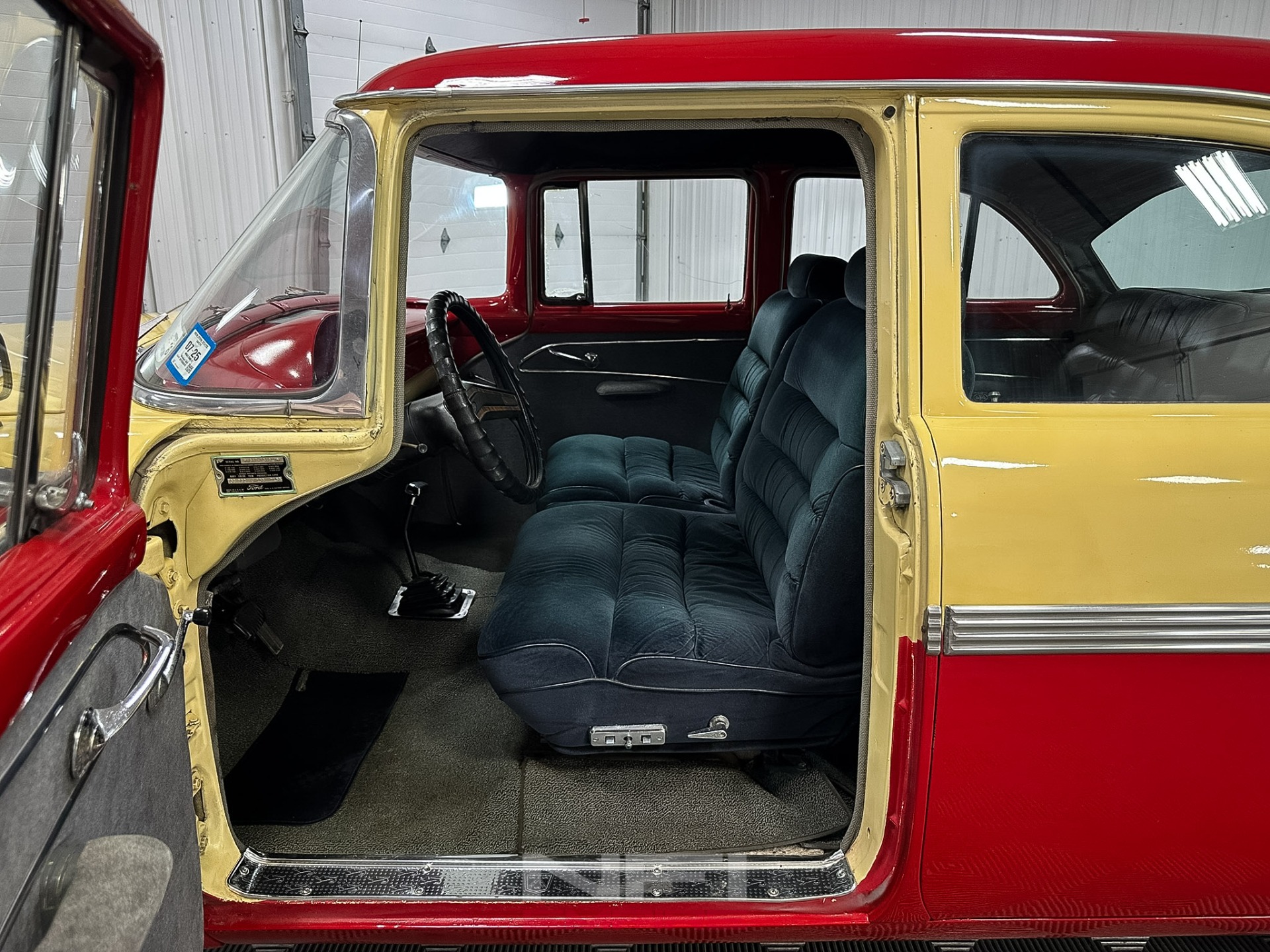 1956 Ford Fairlane 31