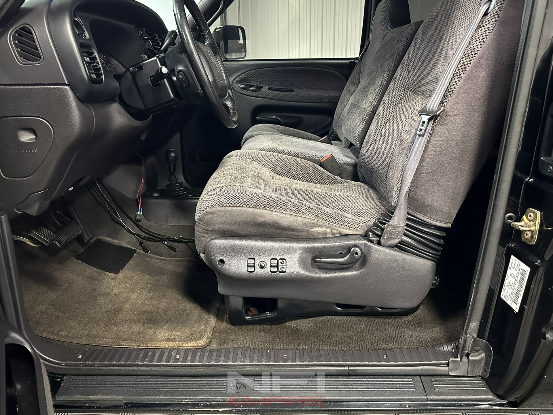 2000 Dodge Ram 2500 Quad Cab 34