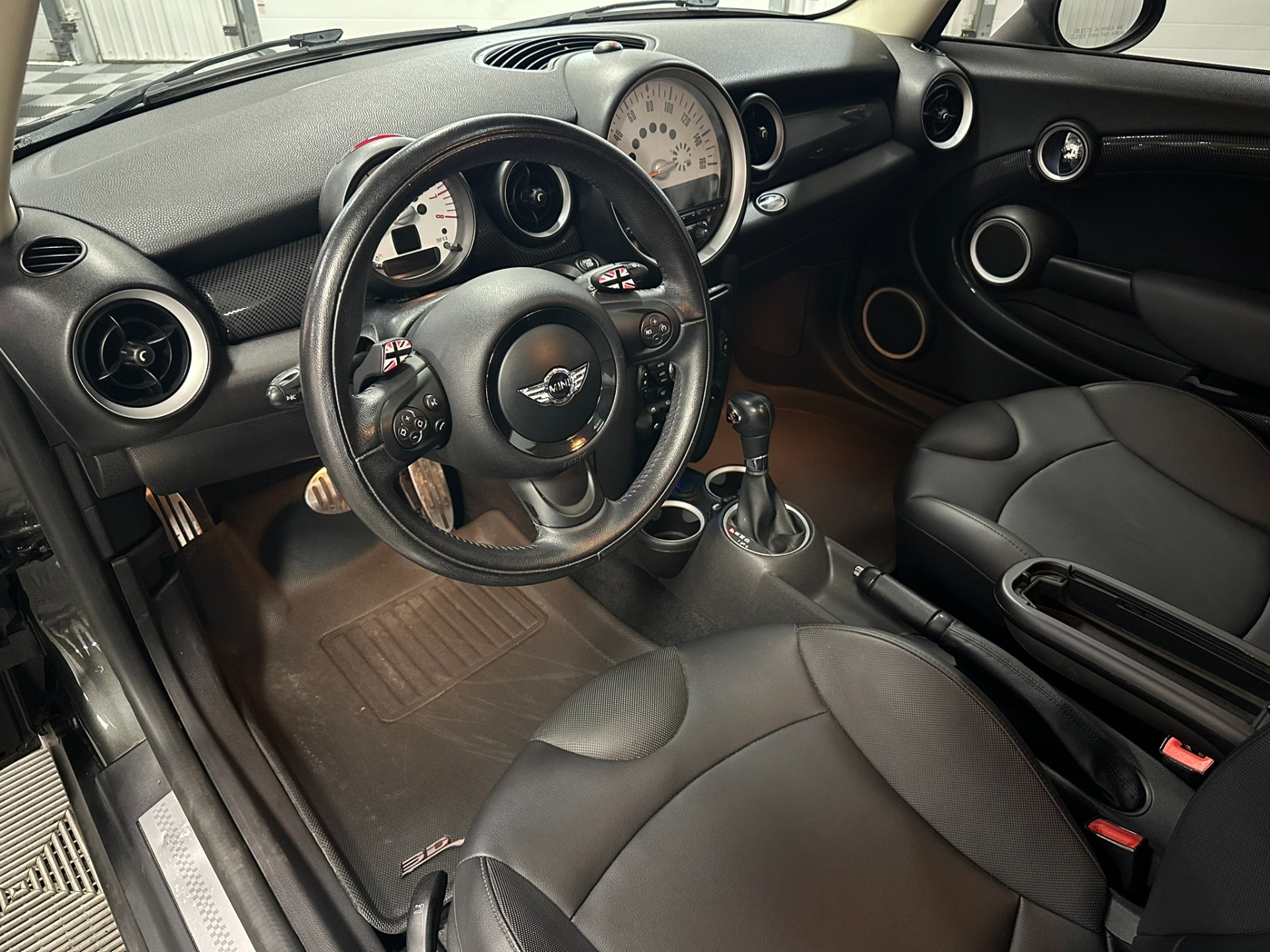2013 MINI Cooper S 21
