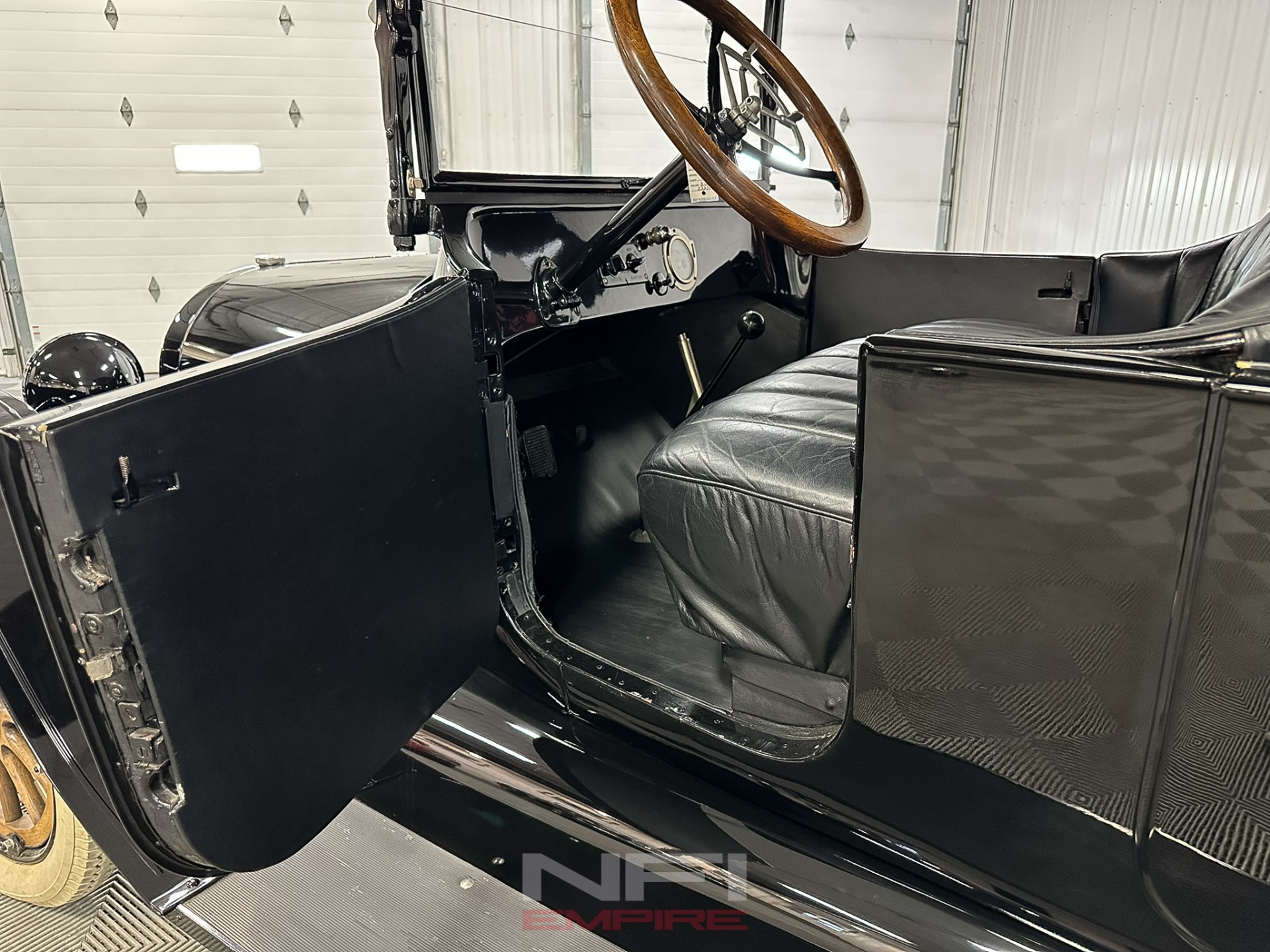1916 Buick D-Series 20