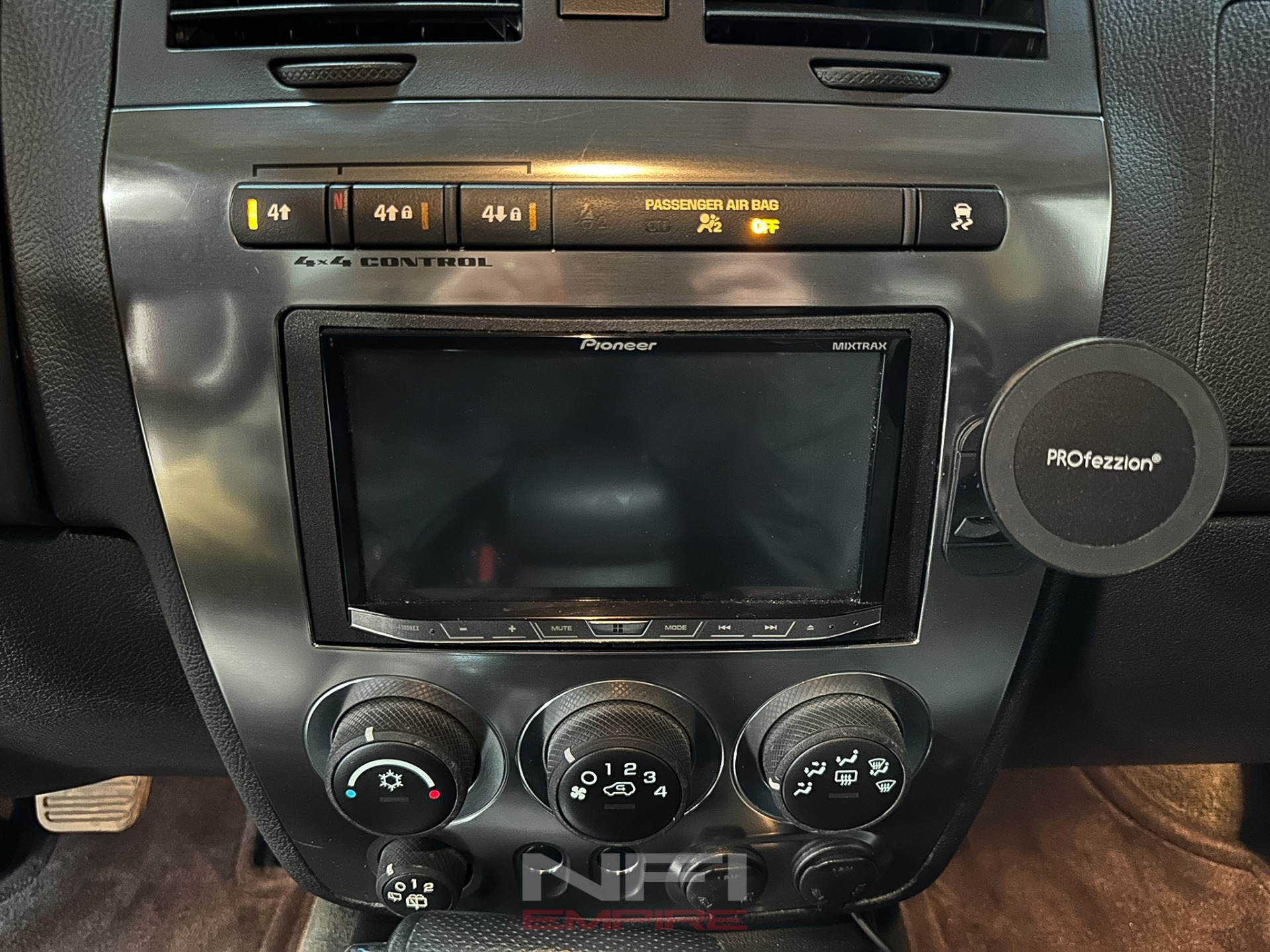 2008 HUMMER H3 26