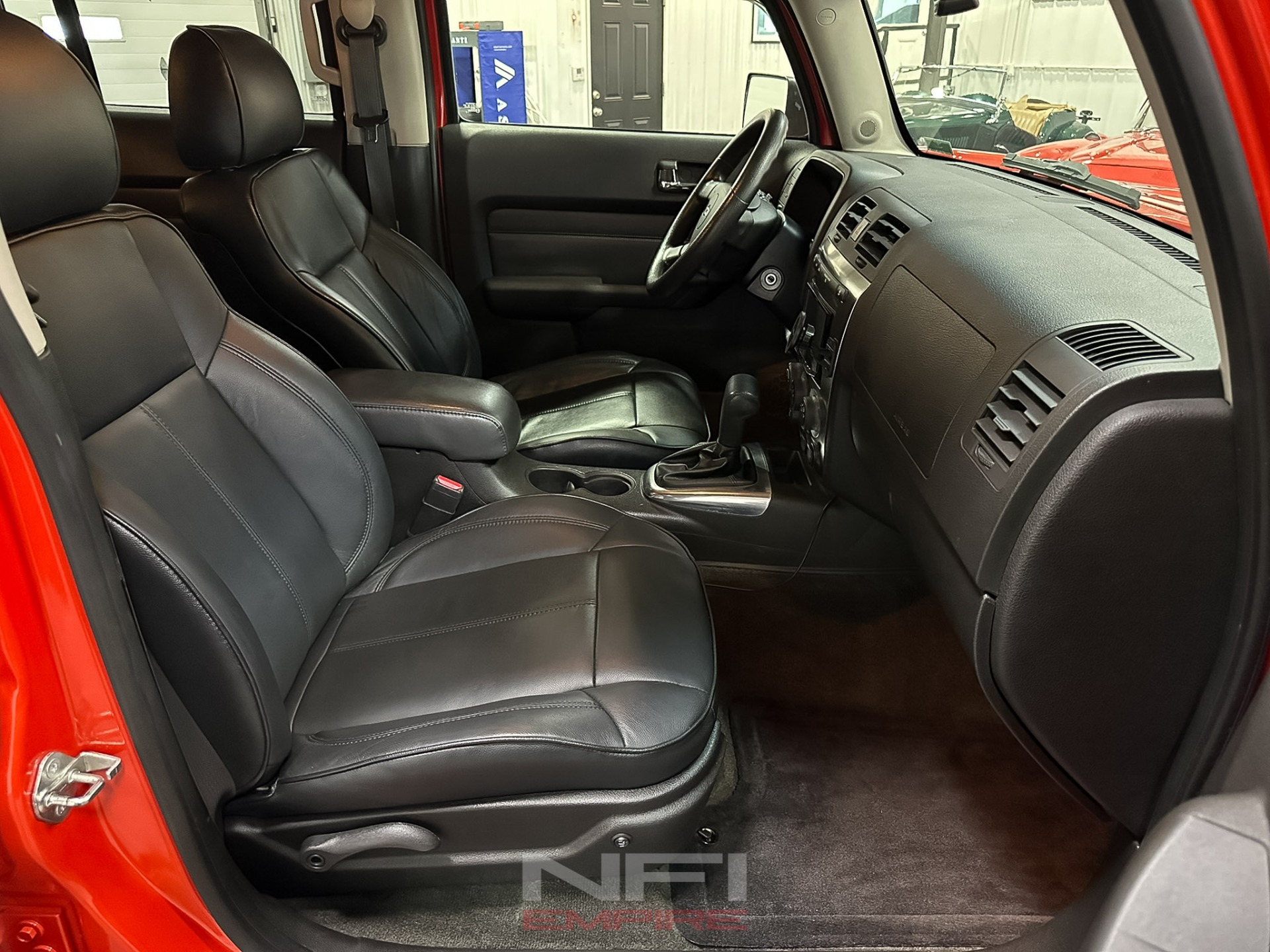 2008 HUMMER H3 36