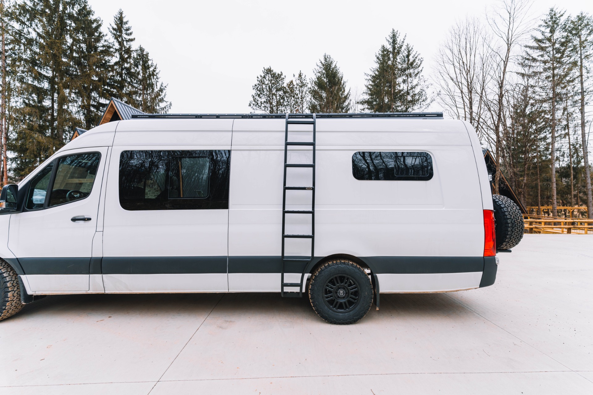 2023 Mercedes-Benz Sprinter 2500 Cargo 16